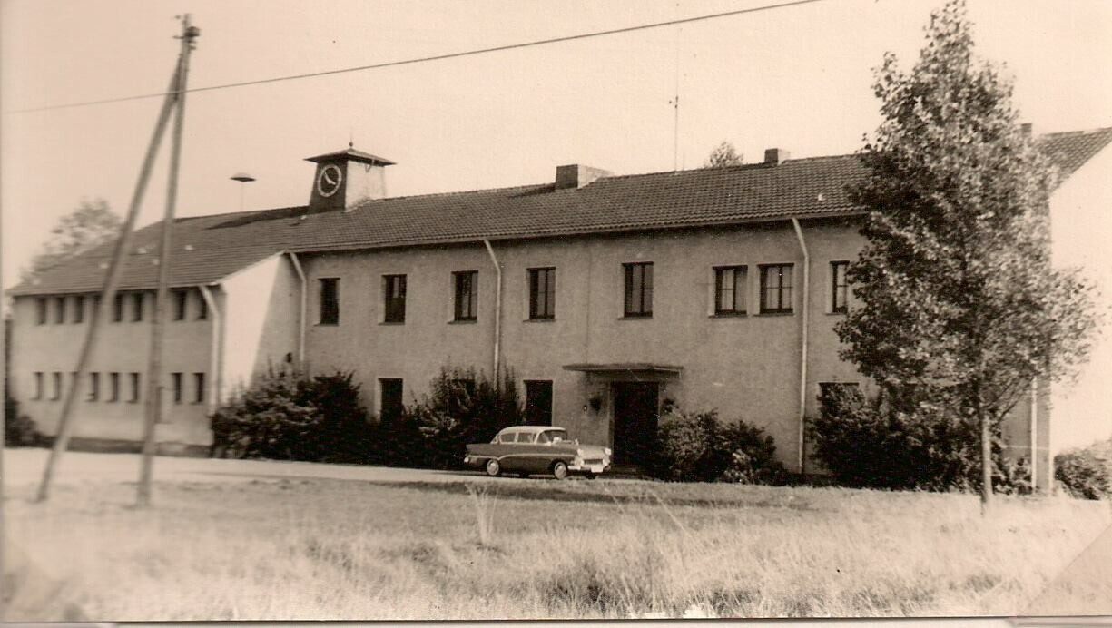 Schule | Weiße Schule | 1952 (Heimatmuseum Sindorf CC BY-NC-SA)