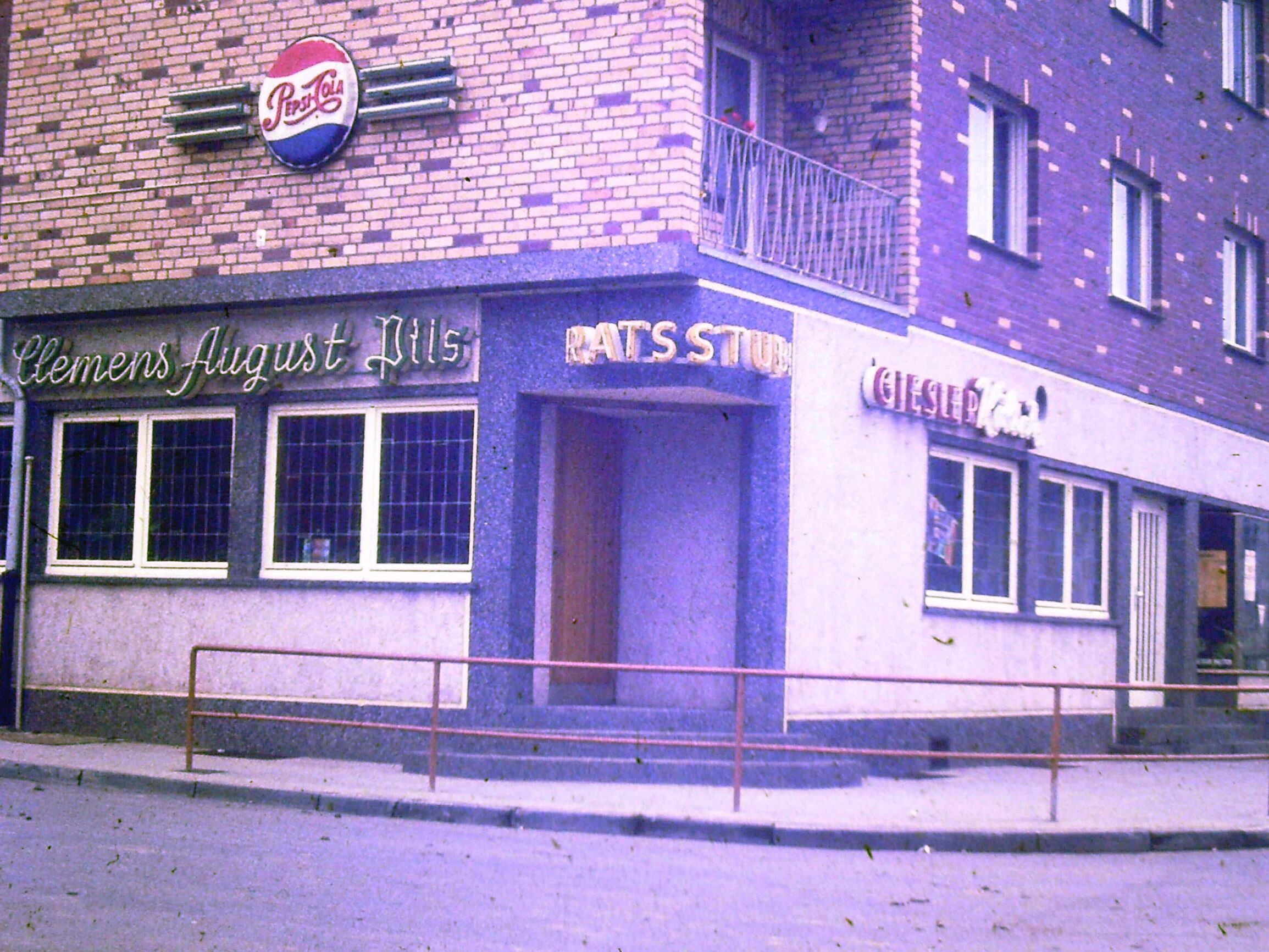 Gaststätte | Herrenstraße 37 | Ratsstube | circa 1960 (Heimatmuseum Sindorf CC BY-NC-SA)