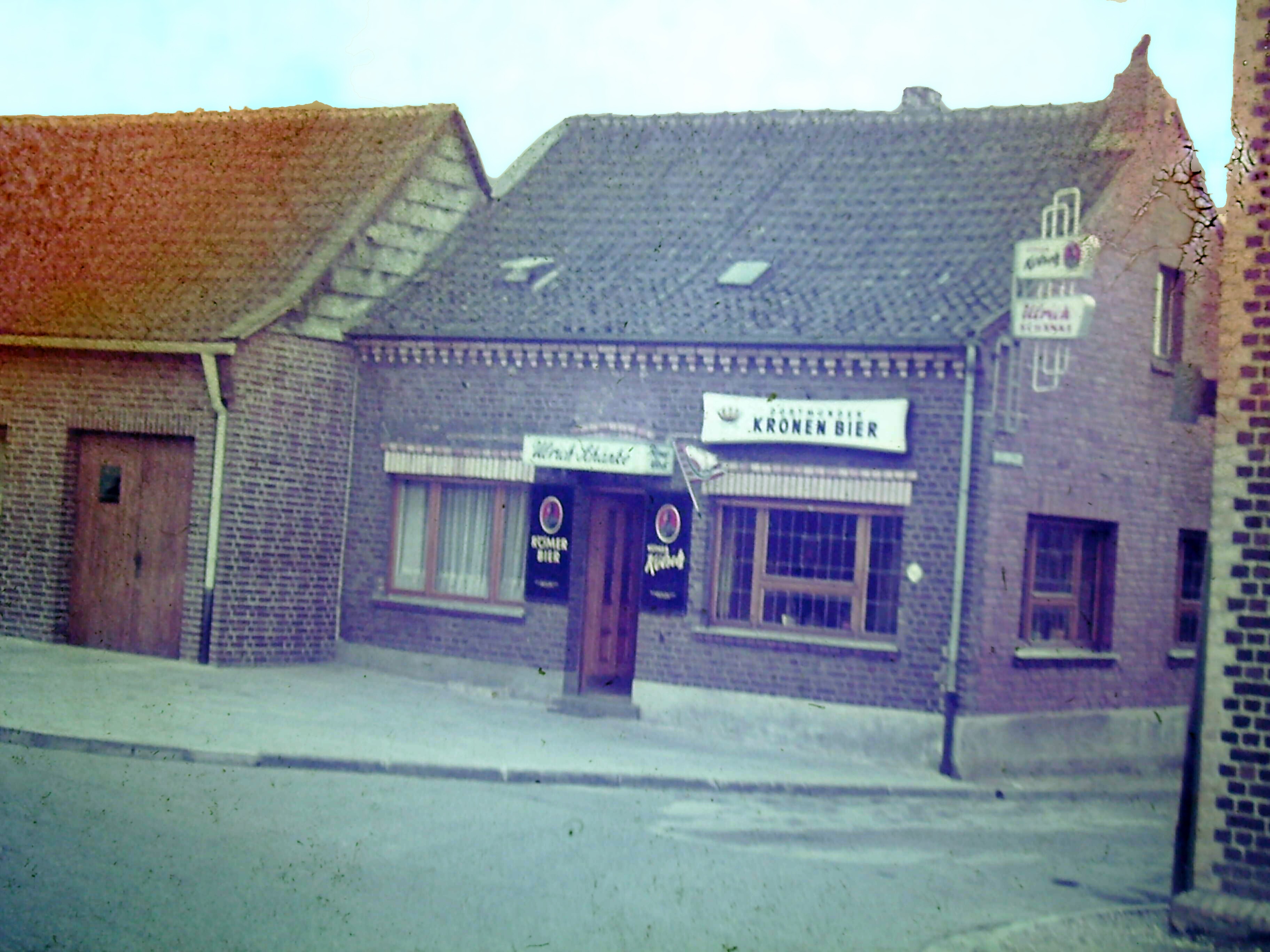 Gaststätte | Kerpener Straße 9 | Ulrichstuben | circa 1960 (Heimatmuseum Sindorf CC BY-NC-SA)