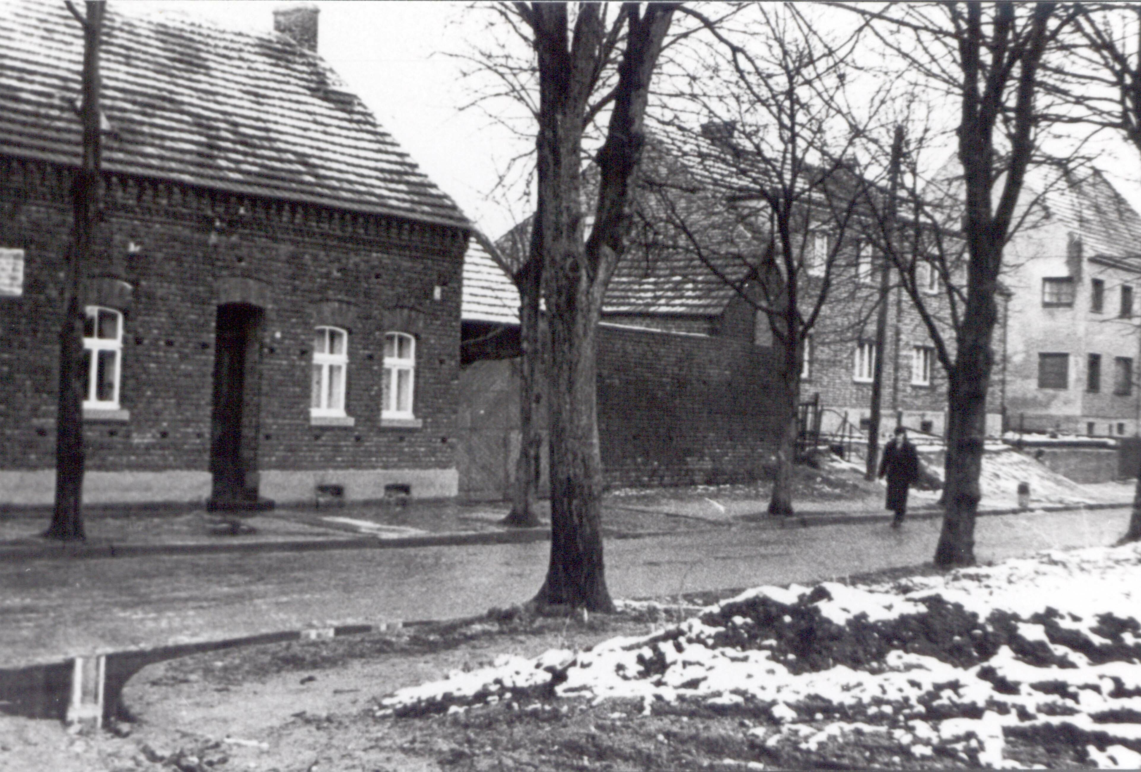 Foto Straße Gebäude 1950-1960 | Herrenstraße | 1950 (Stadtarchiv Kerpen CC BY-NC-SA)
