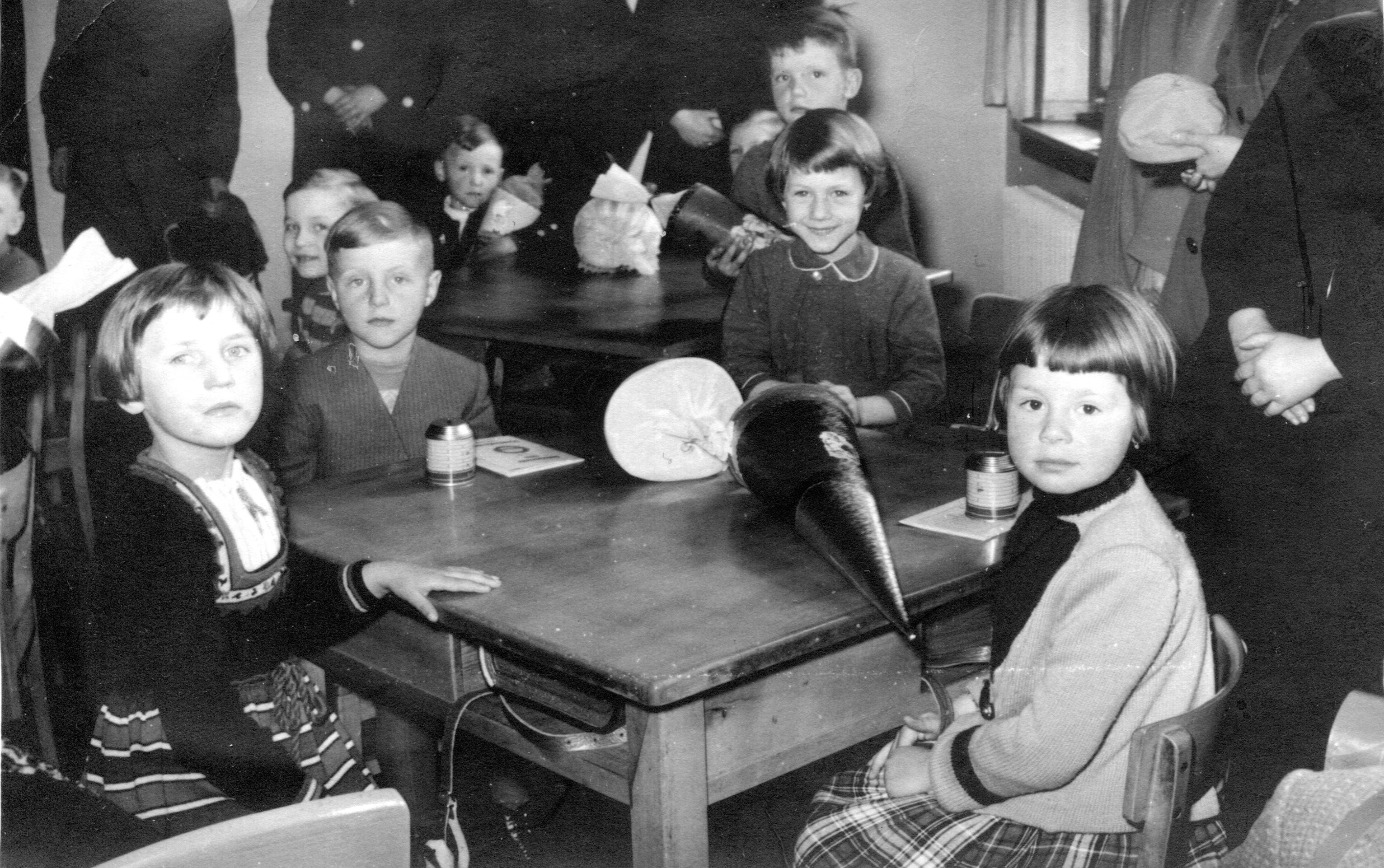 Schulen | Erster Schultag | 1959 (Heimatmuseum Sindorf CC BY-NC-SA)