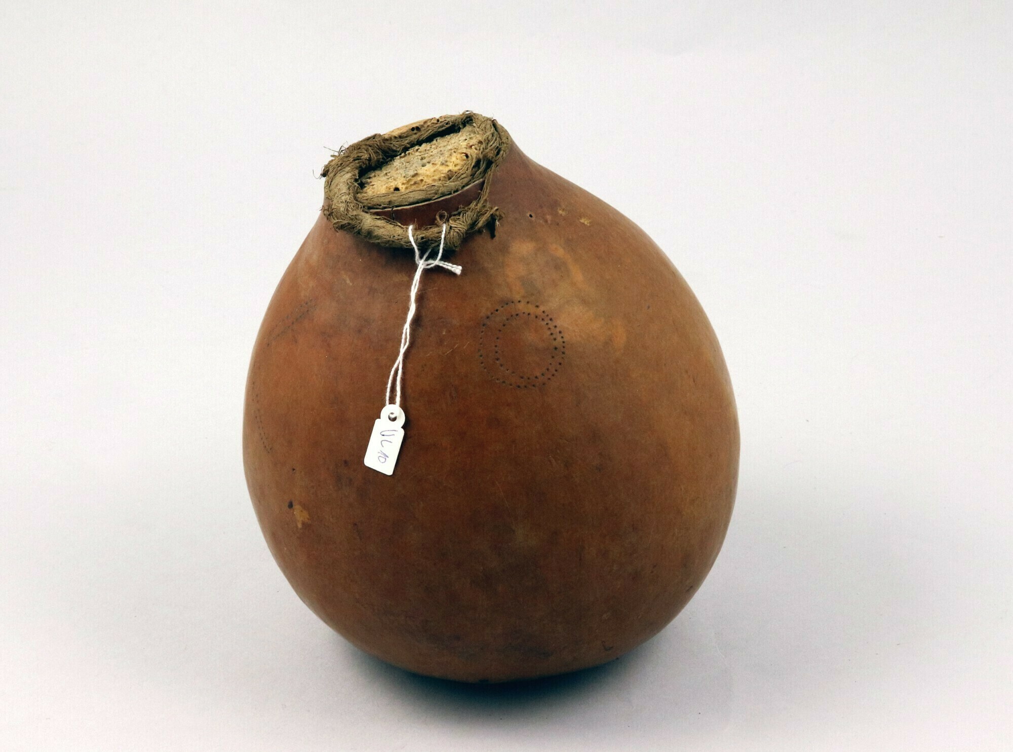 Inv.Nr. UL10 - Kalebasse (BASA Museum CC BY-NC-ND)