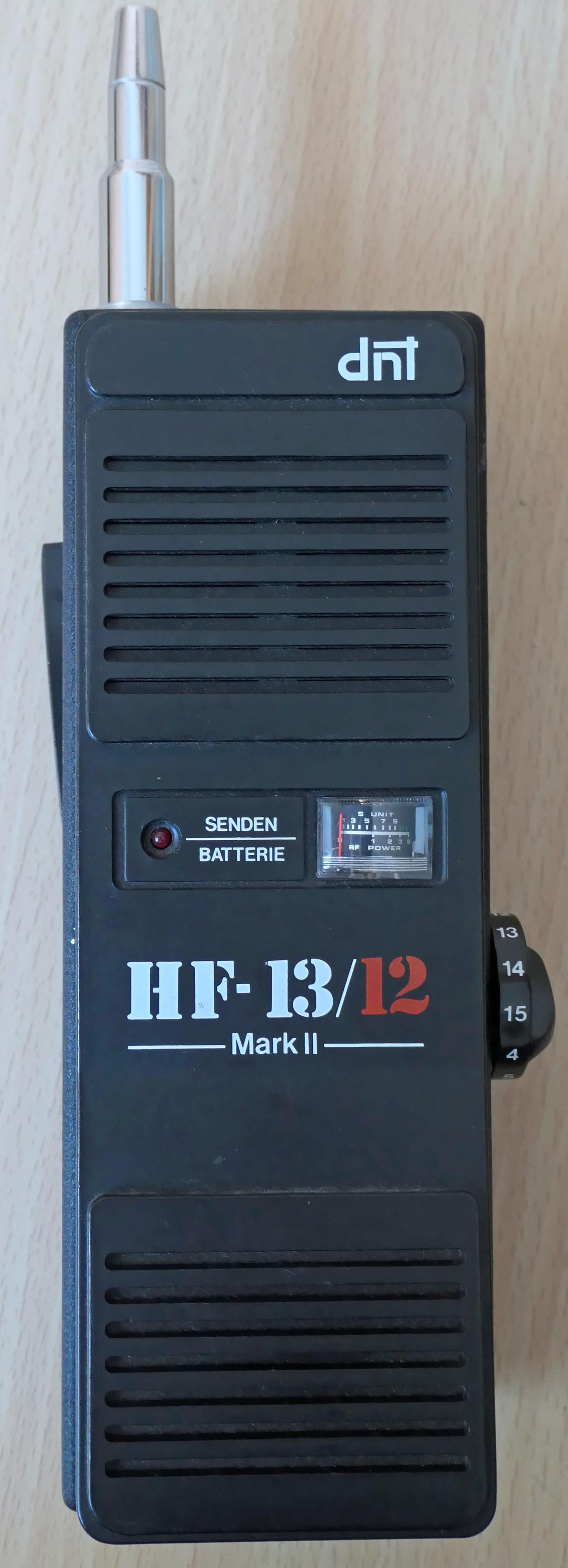 CB Handsprechfunkgerät	Basisstation DNT HF 13/12 Mark II (museum comp:ex CC BY-NC-SA)