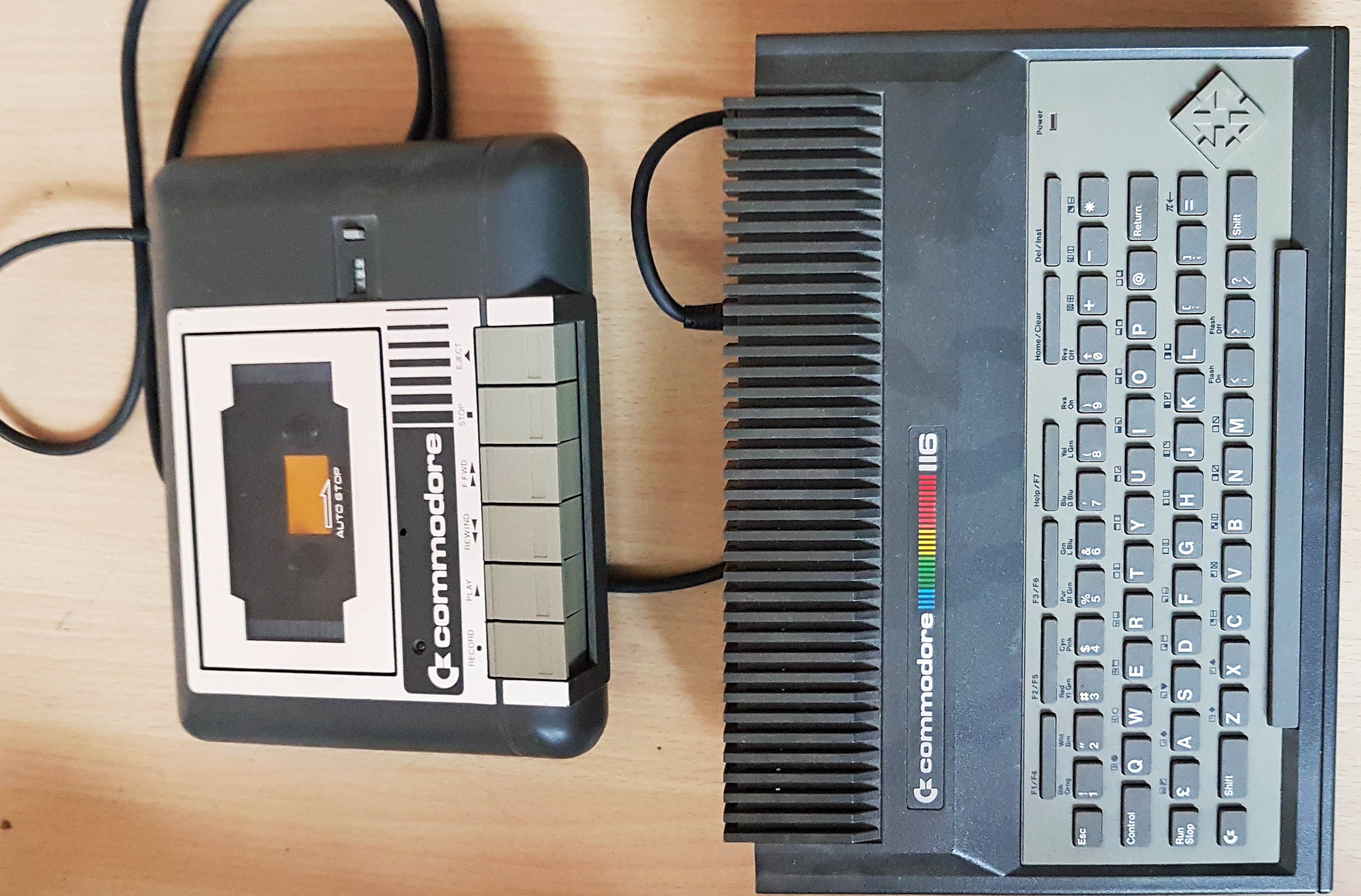 Heim Computer	Commodore 116, (museum comp:ex CC BY-NC-SA)
