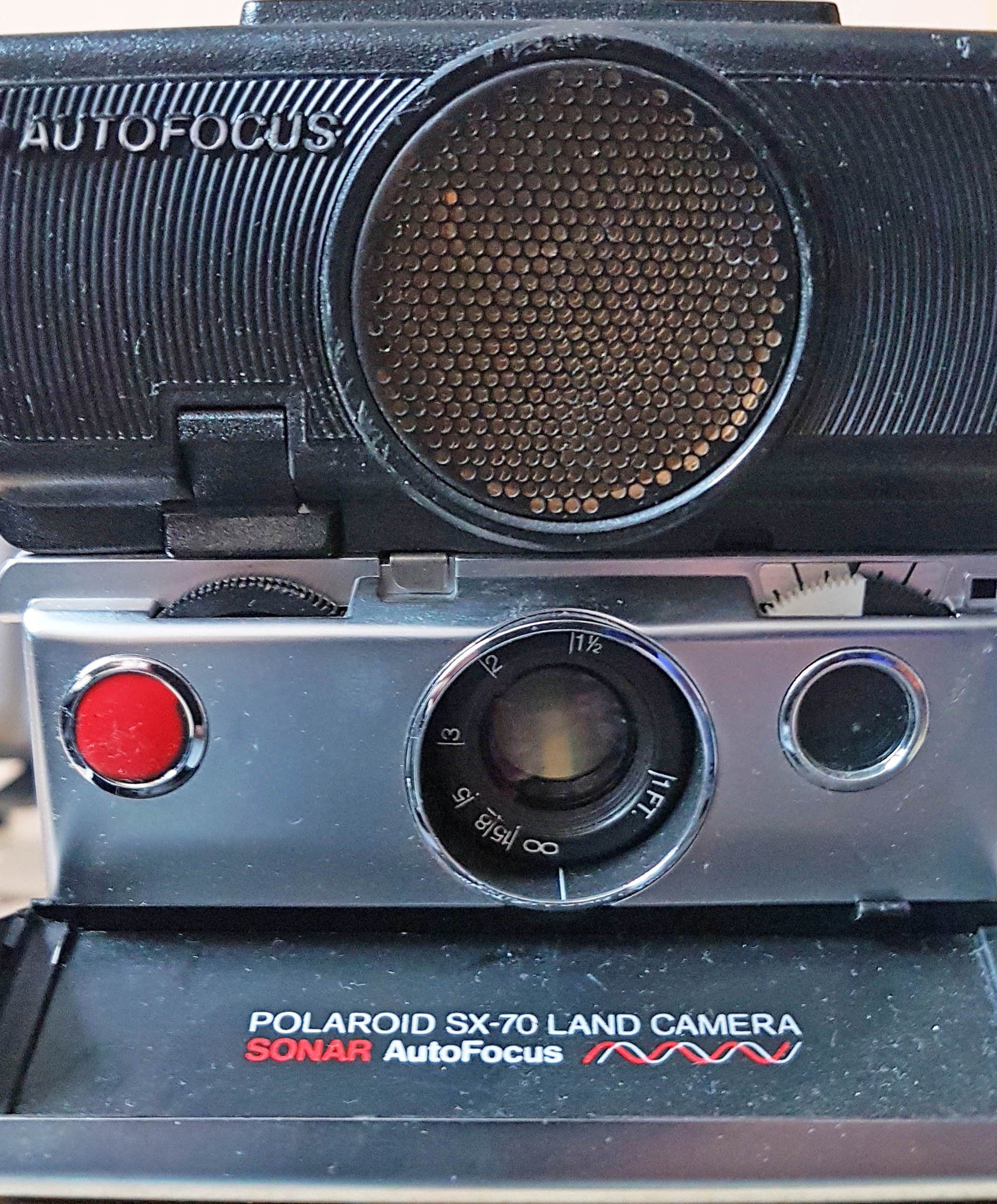 Polaroidkamera	Polaroid SX-70 Landcamera (museum comp:ex CC BY-NC-SA)