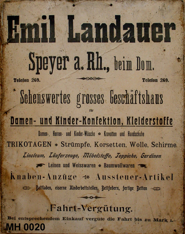 Ladenschild, Pappschild "Emil Landauer Damen- und Kinderkonfektion" (Museum Herxheim CC BY-NC-SA)