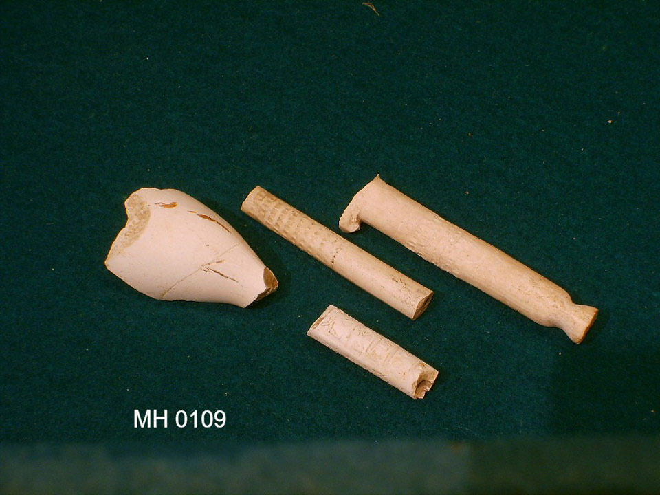 Tabakspfeife, Tonpfeife (4 Fragmente) (Museum Herxheim CC BY-NC-SA)