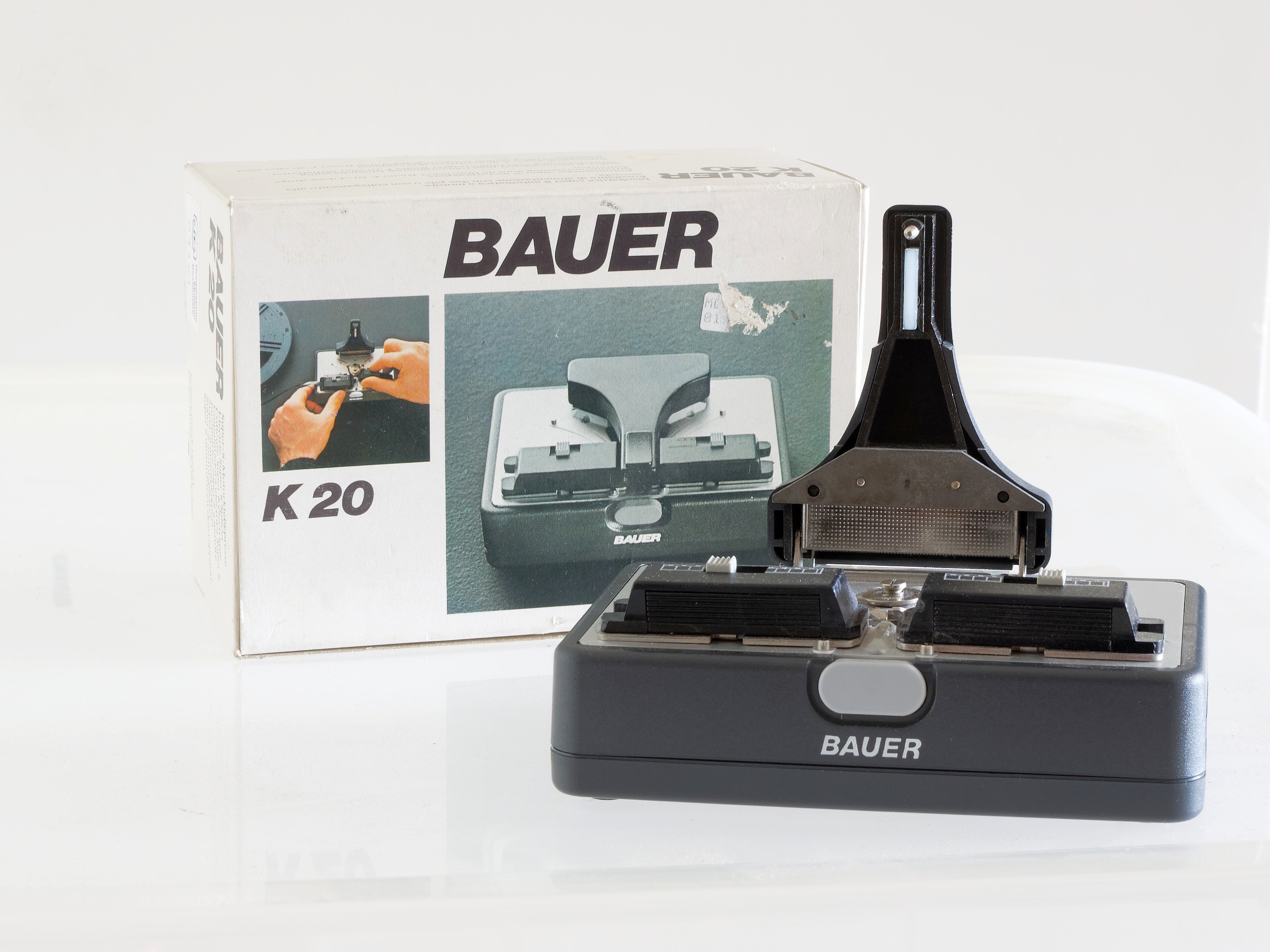 Bauer Super-8 Motorklebepresse (Museum Guntersblum CC BY-NC-SA)