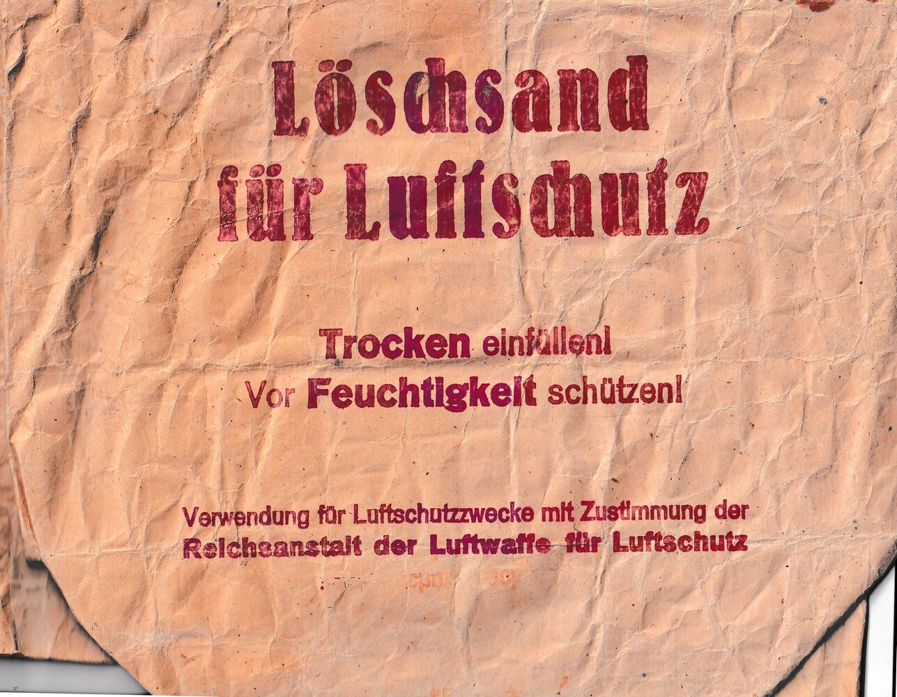 Papier Sack für Löschsand (Kulturverein Guntersblum CC BY-NC-SA)