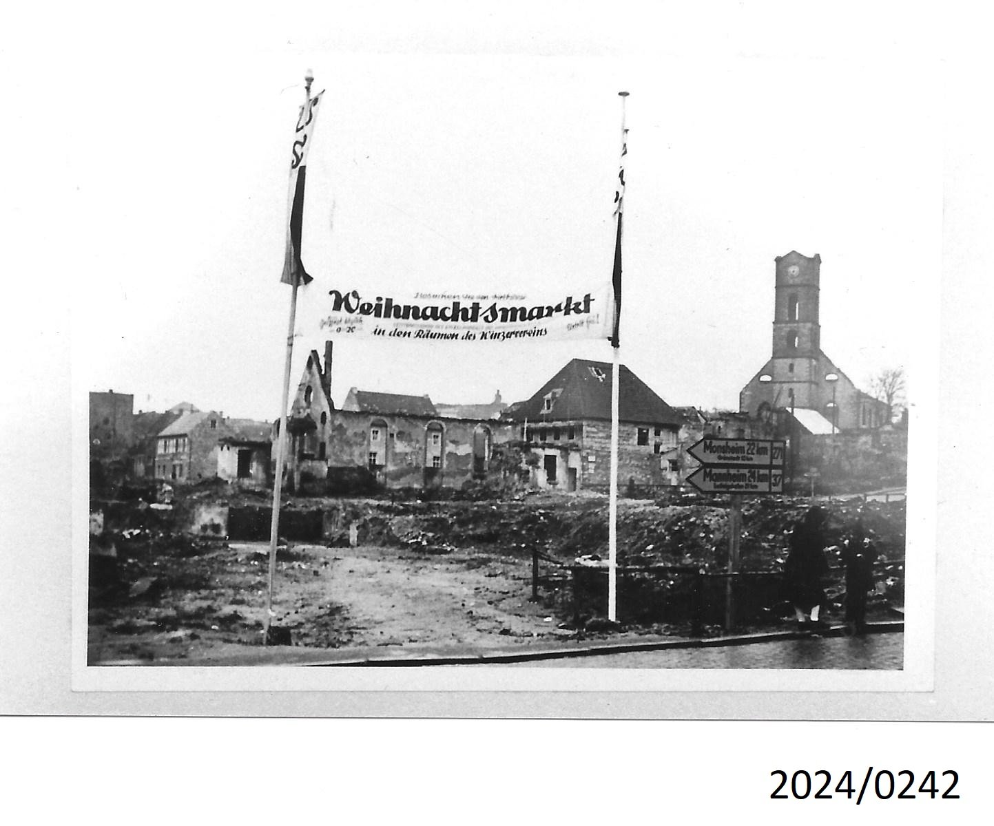 Bad Dürkheim, Teil der zerstörten Innenstadt, Ende 1940er Jahre (Stadtmuseum Bad Dürkheim im Kulturzentrum Haus Catoir CC BY-NC-SA)