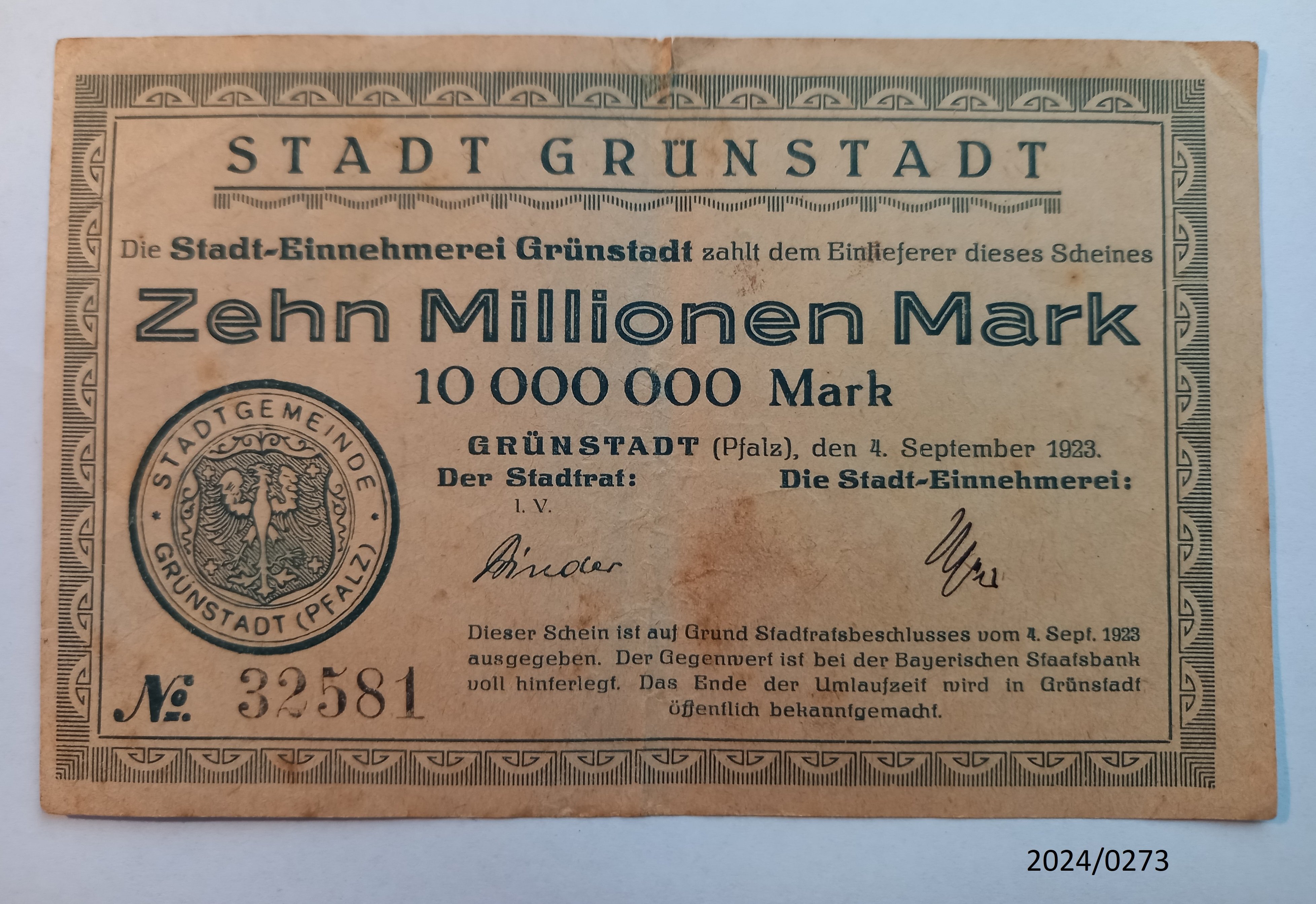 Notgeldschein Stadt Grünstadt Zehn Millionen Mark, No 32581 (Stadtmuseum Bad Dürkheim im Kulturzentrum Haus Catoir CC BY-NC-SA)