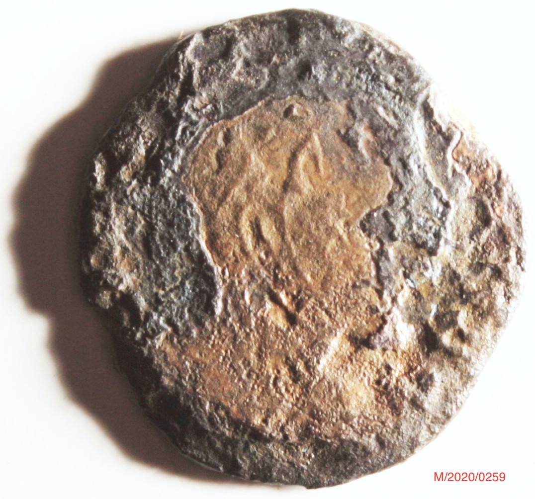 Römische Münze, Nominal Follis, Prägeherr Constantinus I., Prägeort nicht bestimmbar , Original (Museumsgesellschaft Bad Dürkheim e.V. CC BY-NC-SA)