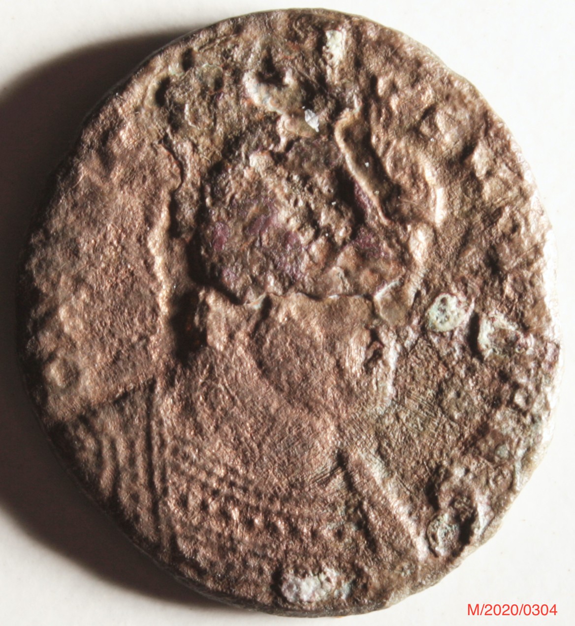 Römische Münze, Nominal Maiorina, Prägeherr Magnentius, Prägeort Lyon, Original (Museumsgesellschaft Bad Dürkheim e.V. CC BY-NC-SA)