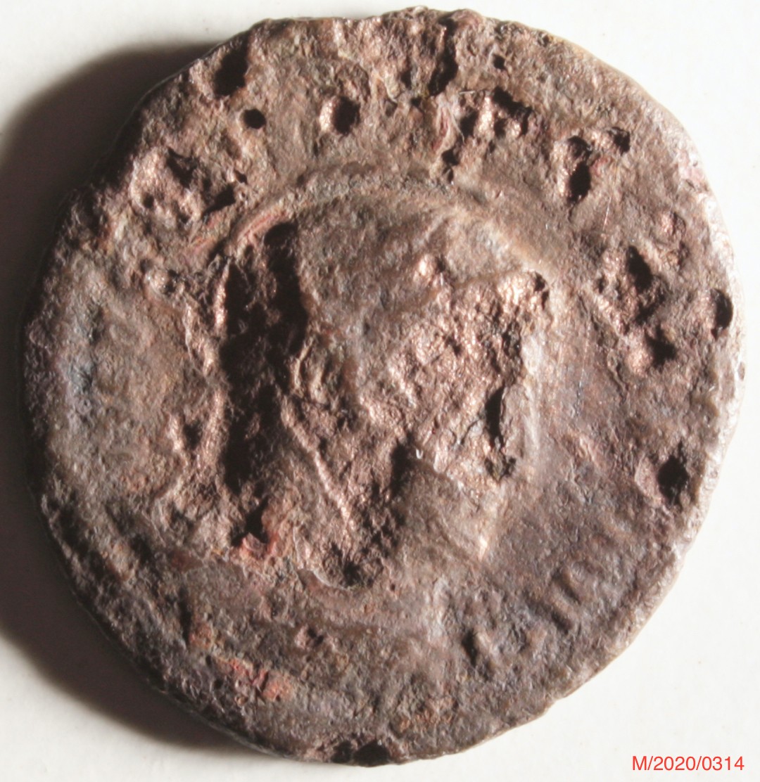 Römische Münze, Nominal Follis, Prägeherr Constantinus I., Prägeort Siscia, Original (Museumsgesellschaft Bad Dürkheim e.V. CC BY-NC-SA)