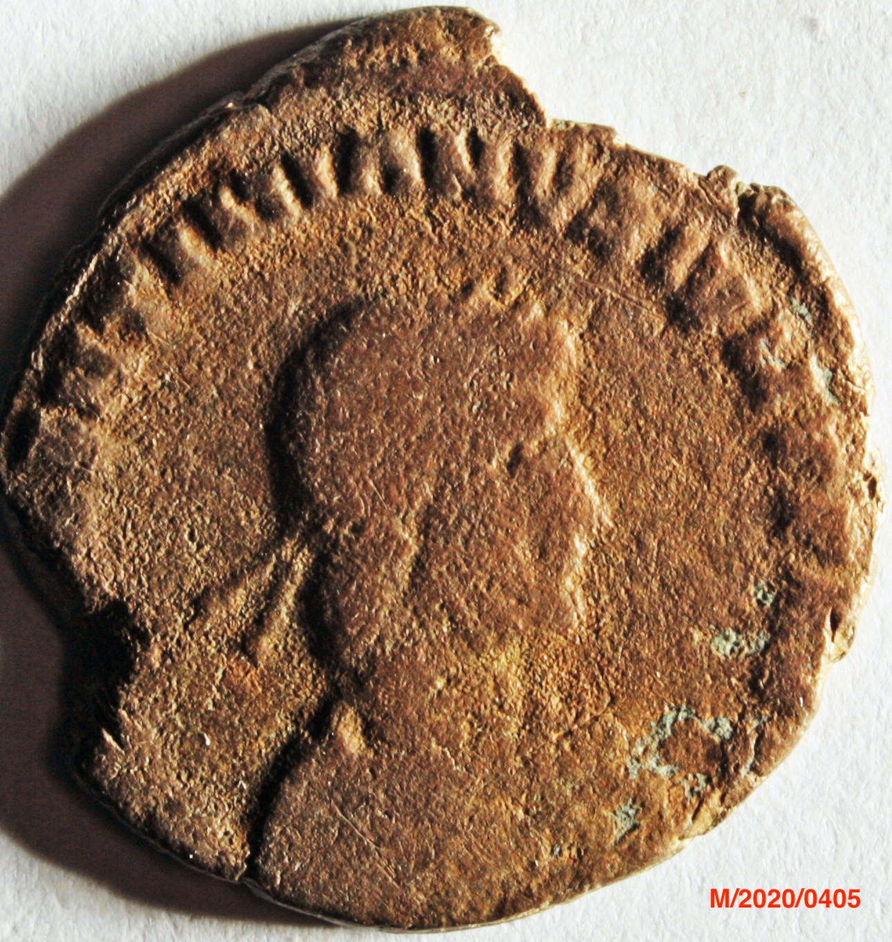 Römische Münze, Nominal Maiorina, Prägeherr Valentinianus II., Prägeort Lyon, Original (Museumsgesellschaft Bad Dürkheim e.V. CC BY-NC-SA)