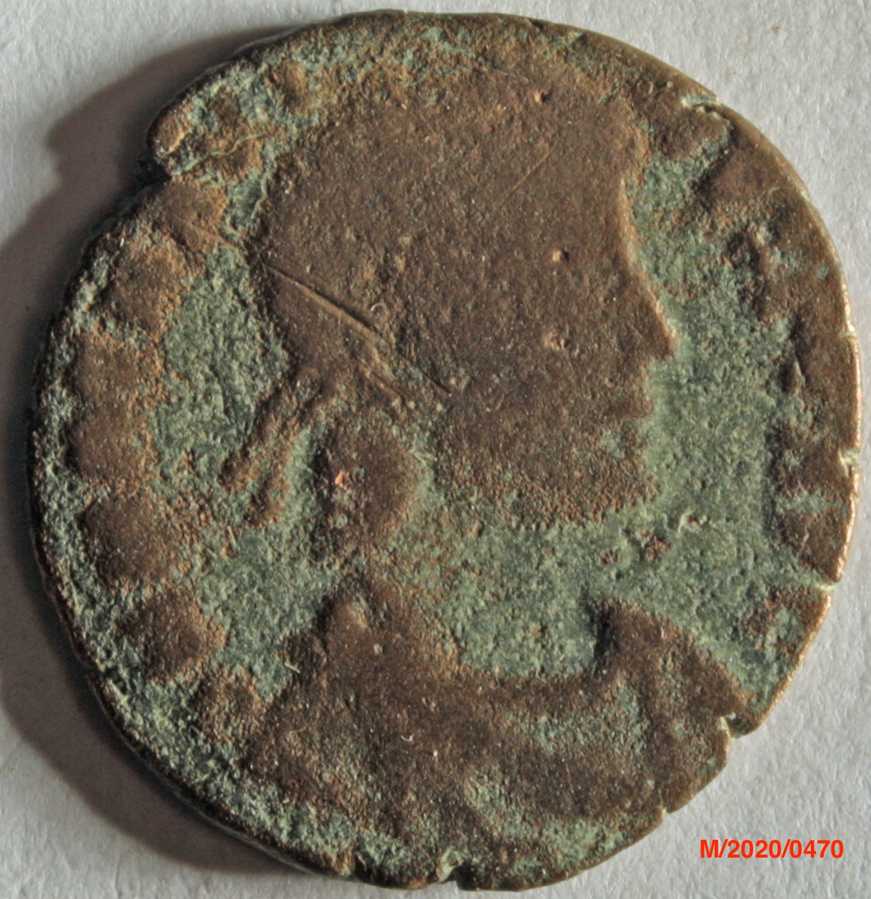 Römische Münze, Nominal Maiorina, Prägeherr Magnus Maximus, Prägeort Lyon, Original (Museumsgesellschaft Bad Dürkheim e.V. CC BY-NC-SA)