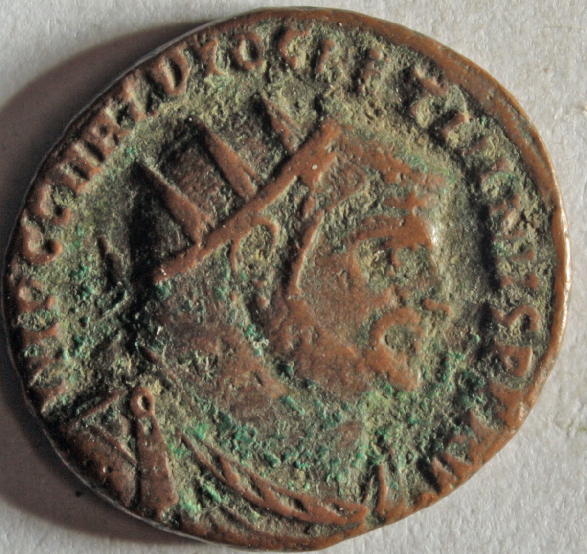 Römische Münze, Nominal Follis, Prägeherr Diocletian, Prägeort Alexandria, Original (Museumsgesellschaft Bad Dürkheim e.V. CC BY-NC-SA)
