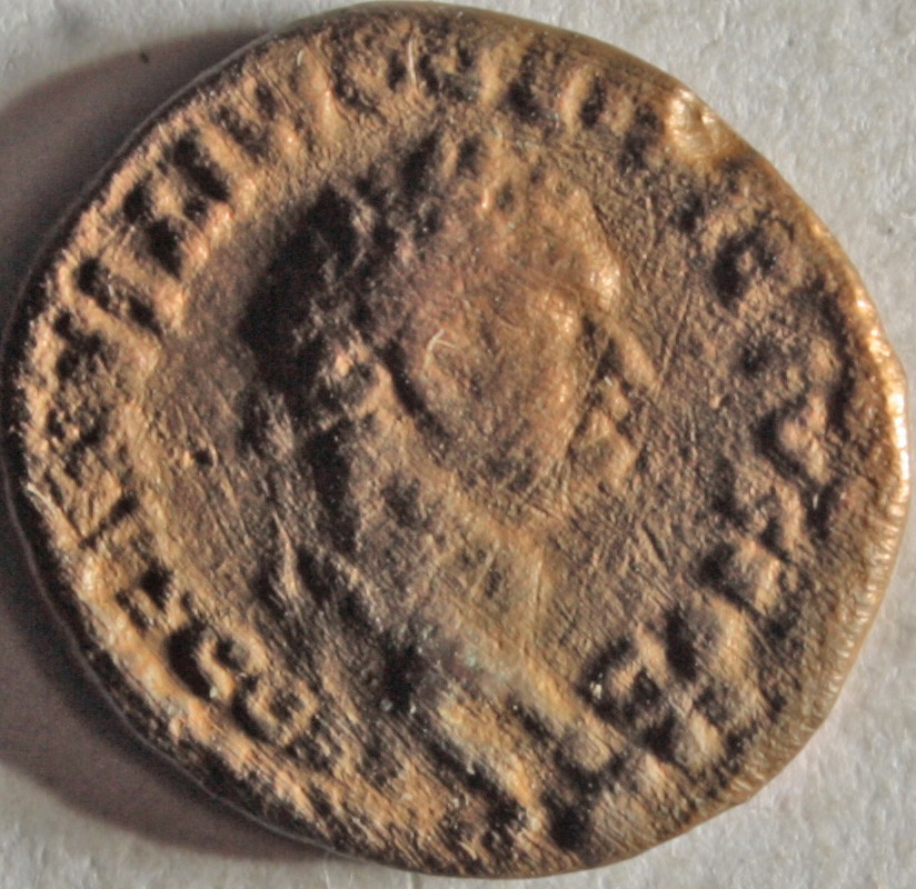 Römische Münze, Nominal Quinar, Prägeherr Titus, Prägeort Rom, Original (Museumsgesellschaft Bad Dürkheim e.V. CC BY-NC-SA)