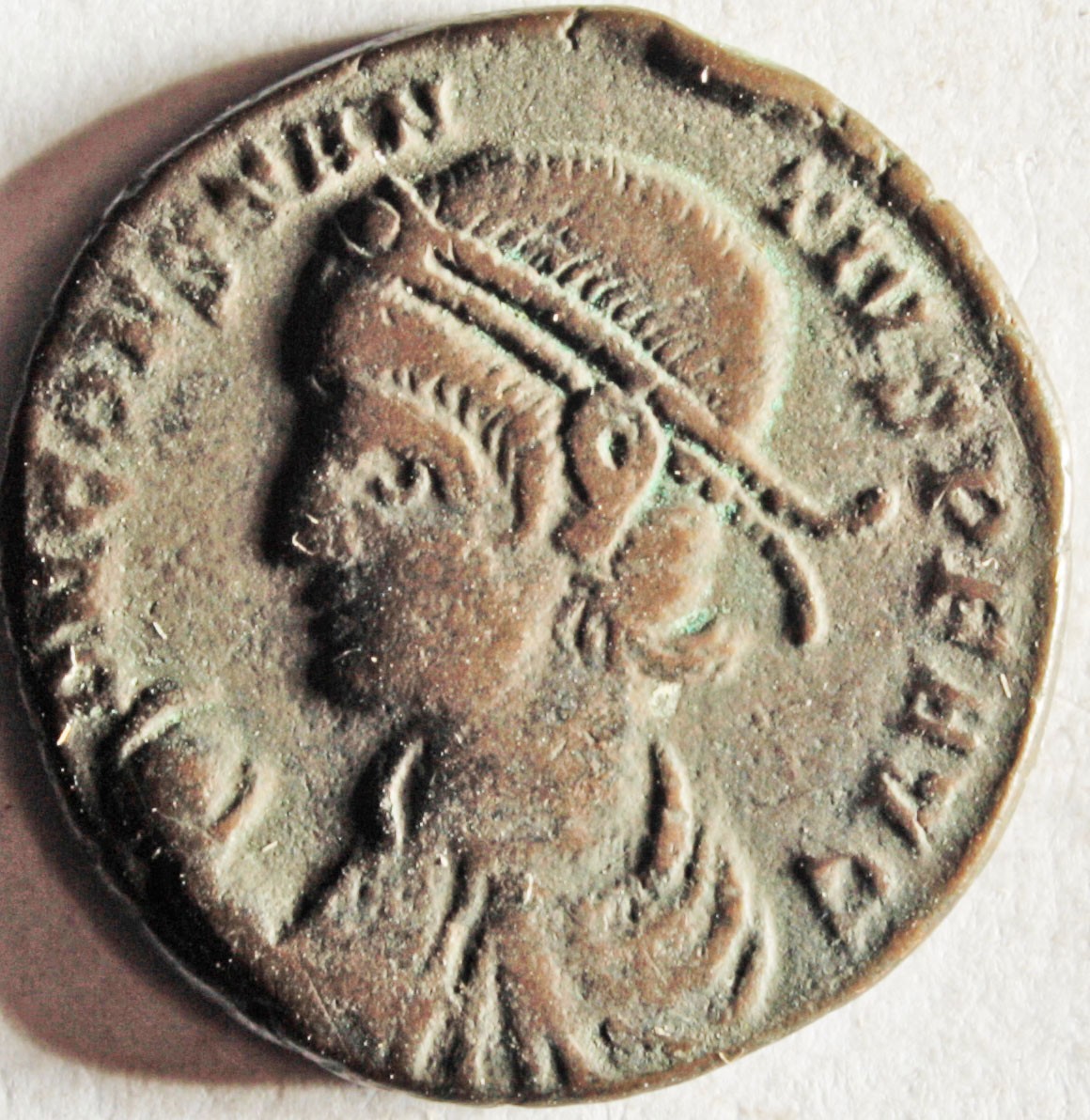 Römische Münze, Nominal Maiorina/ Aes2, Prägeherr Constantius II., Prägeort Trier, Original (Museumsgesellschaft Bad Dürkheim e.V. CC BY-NC-SA)
