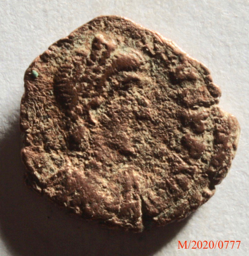 Römische Münze, Nominal Halbcentenionalis, Prägeherr Theodosius I., Prägeort Konstantinopel, Original (Museumsgesellschaft Bad Dürkheim e.V. CC BY-NC-SA)