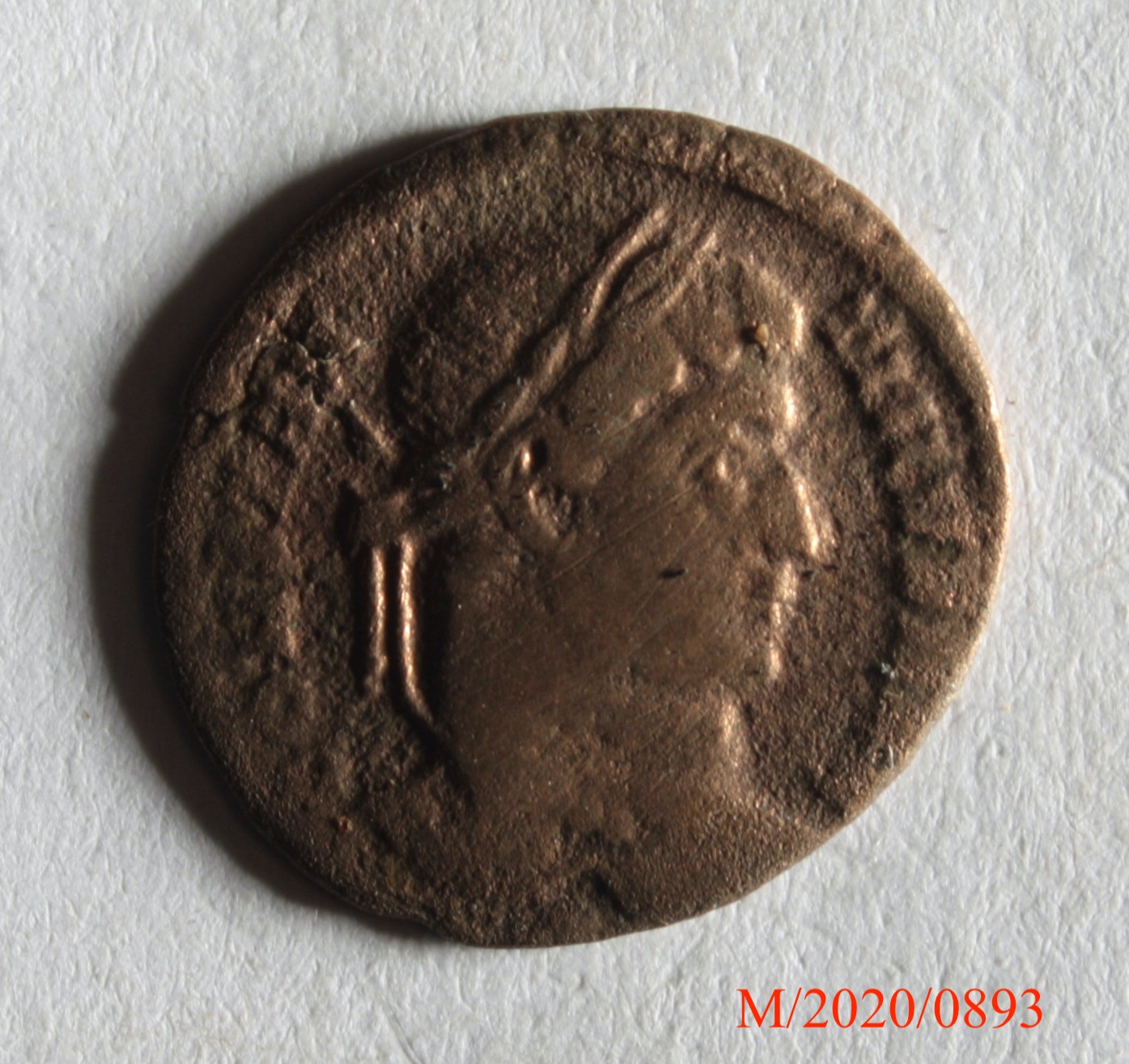 Römische Münze, Nominal Follis, Prägeherr Constantinus I., Prägeort Trier, Original (Museumsgesellschaft Bad Dürkheim e.V. CC BY-NC-SA)