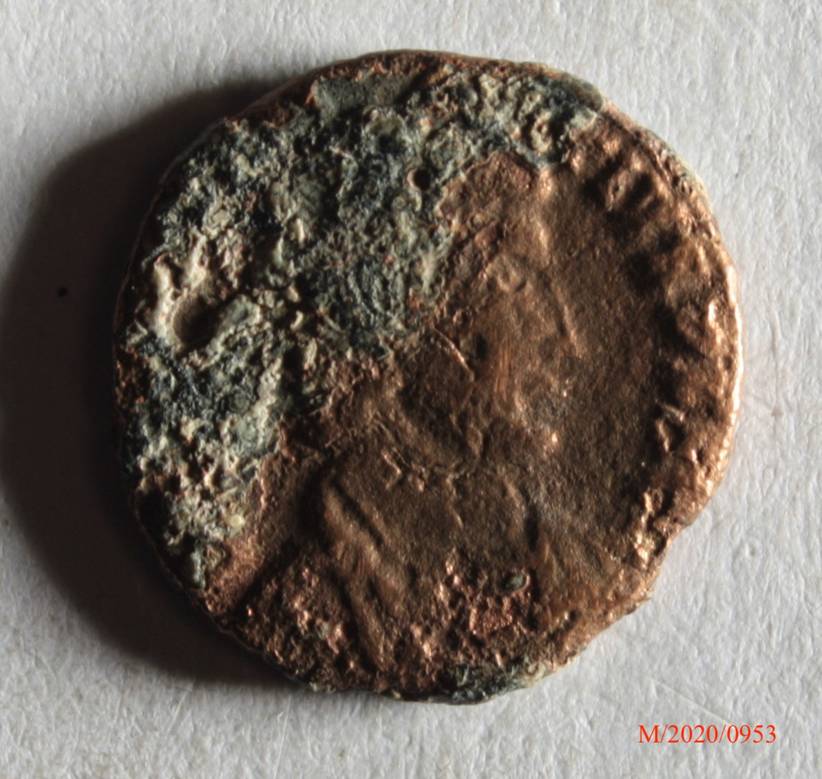 Römische Münze, Nominal Centenionalis, Prägeherr Constantius II., Prägeort Lyon, Original (Museumsgesellschaft Bad Dürkheim e.V. CC BY-NC-SA)