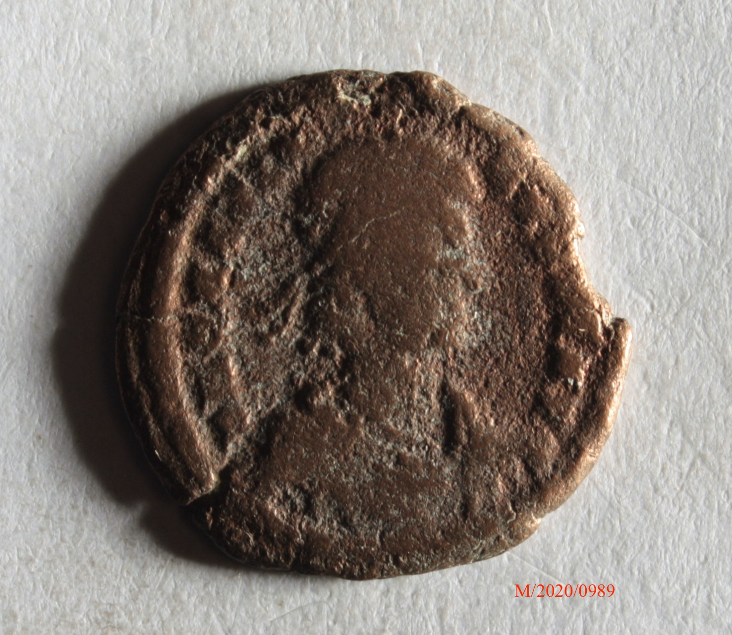 Römische Münze, Nominal Centenionalis, Prägeherr Gratian, Prägeort Rom, Original (Museumsgesellschaft Bad Dürkheim e.V. CC BY-NC-SA)