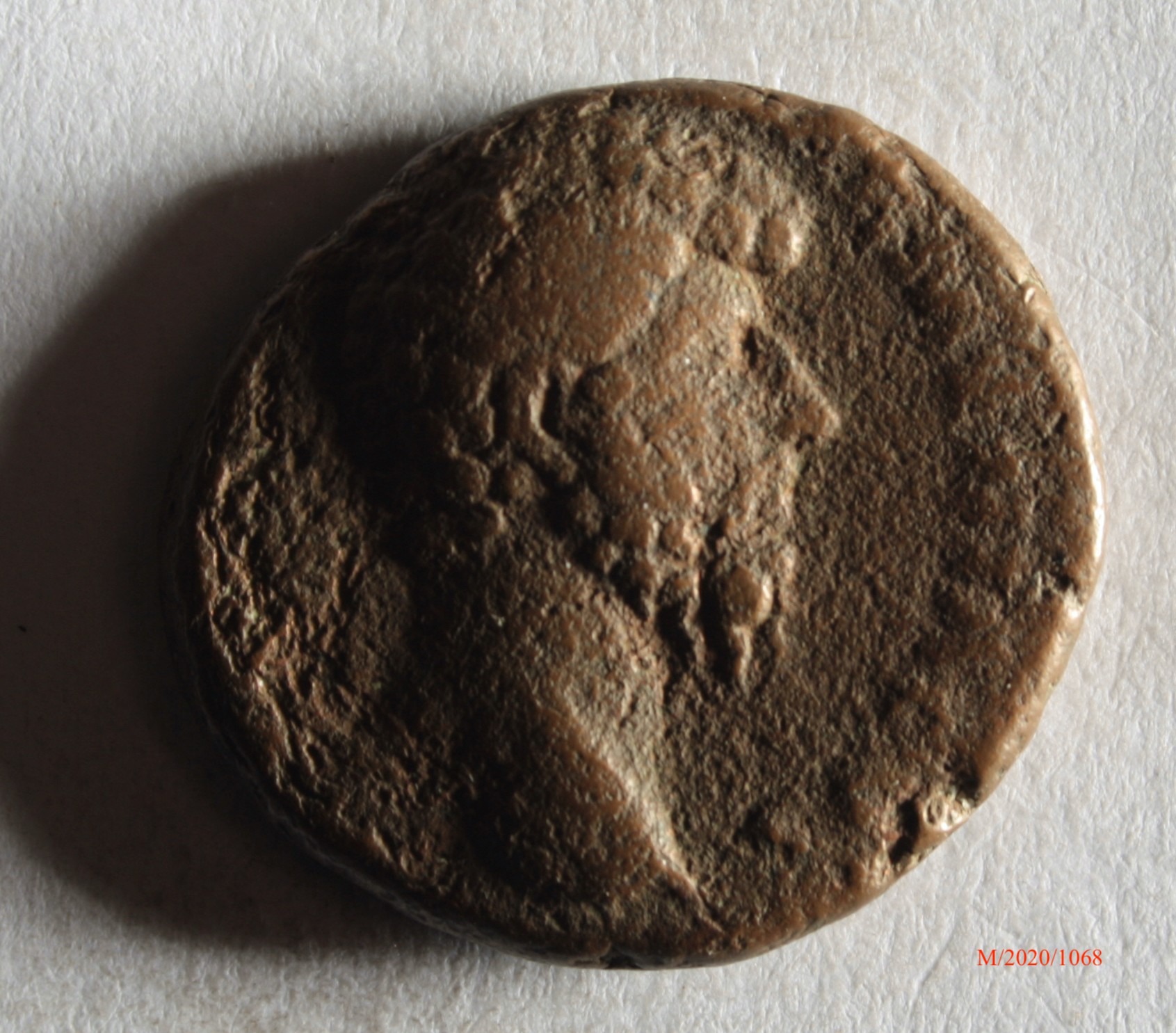 Römische Münze, Nominal As, Prägeherr Lucius Verus, Prägeort Rom, Original (Museumsgesellschaft Bad Dürkheim e.V. CC BY-NC-SA)
