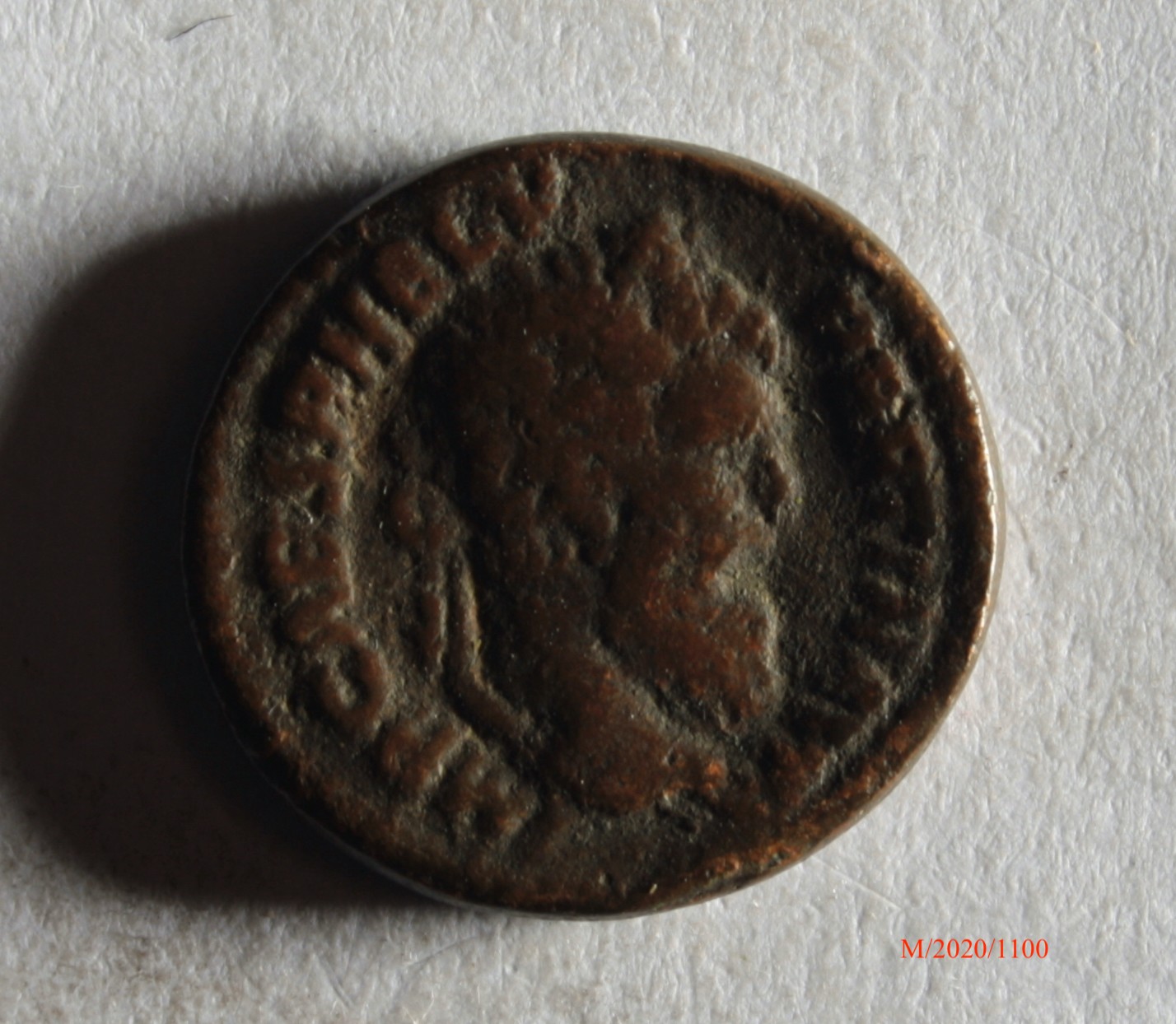Römische Münze, Nominal Denar, Prägeherr Pertinax, Prägeort nicht bestimmbar, Fälschung (Museumsgesellschaft Bad Dürkheim e.V. CC BY-NC-SA)