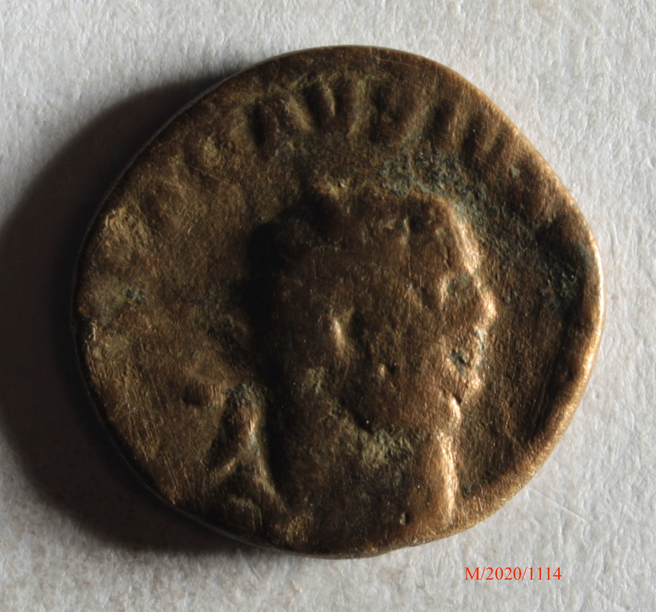 Römische Münze, Nominal Antoninian, Prägeherr Carausius, Prägeort nicht bestimmbar, Fälschung (Museumsgesellschaft Bad Dürkheim e.V. CC BY-NC-SA)