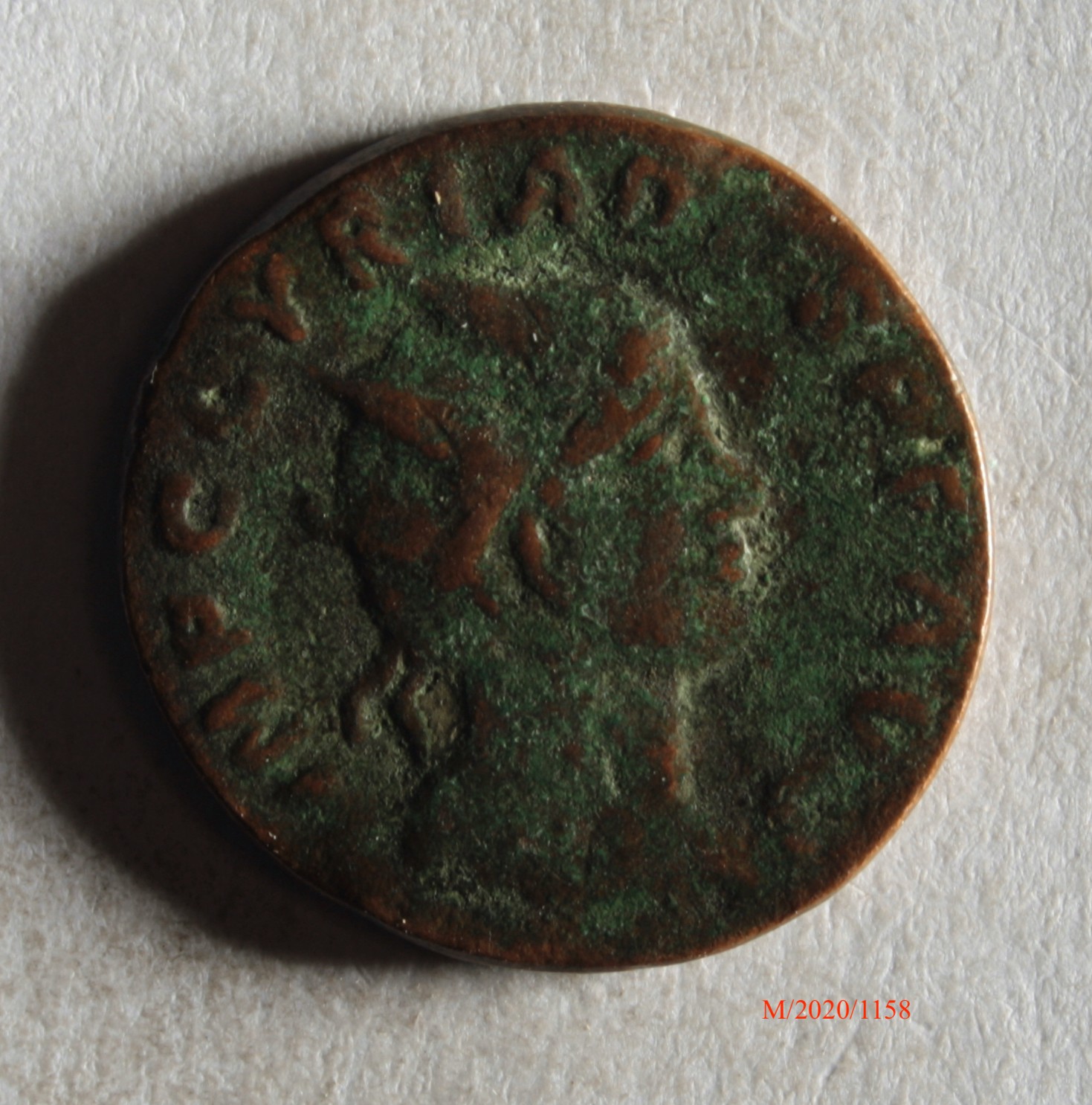 Römische Münze, Nominal Antoninian, Prägeherr Cyrianus, Prägeort nicht bestimmbar, Fälschung (Museumsgesellschaft Bad Dürkheim e.V. CC BY-NC-SA)