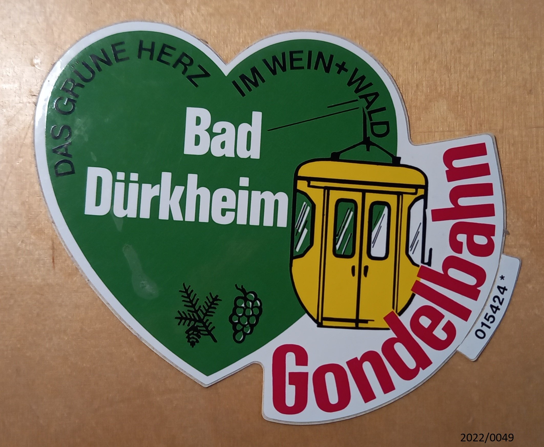 Werbeaufkleber Dürkheimer Gondelbahn (Stadtmuseum Bad Dürkheim im Kulturzentrum Haus Catoir CC BY-NC-SA)