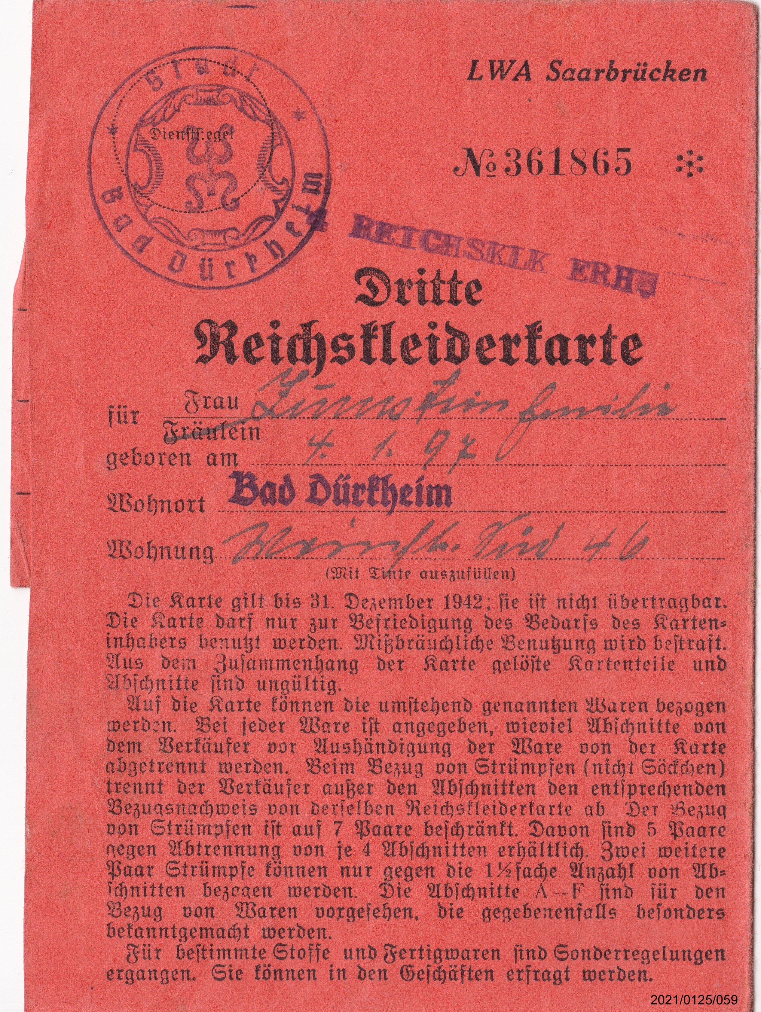 Dritte Reichskleiderkarte Dezember 1942 Zumstein Emilie: Vorderseite (Museumsgesellschaft Bad Dürkheim e. V. CC BY-NC-SA)