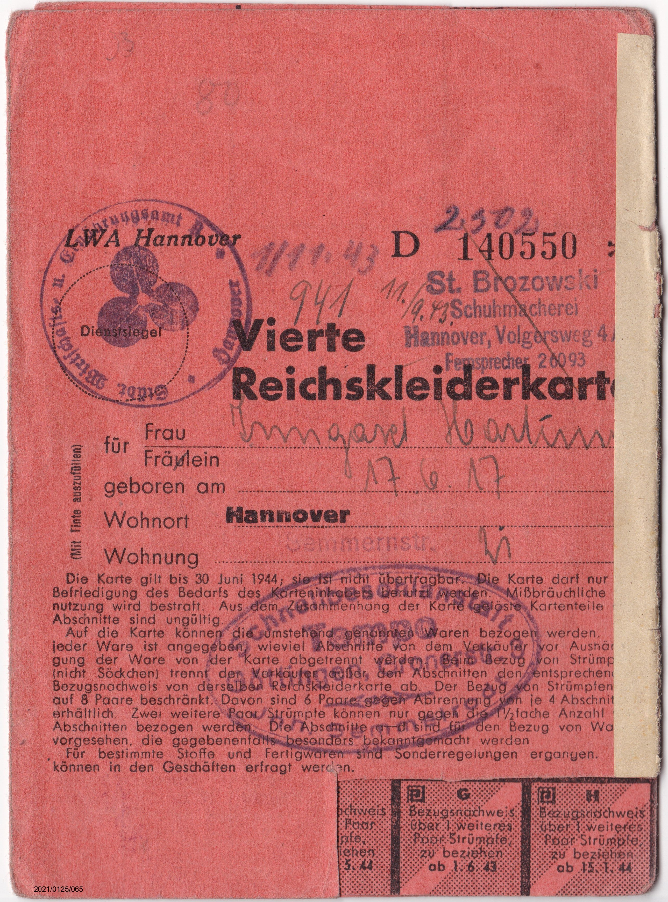 Vierte Reichskleiderkarte Juni 1944 Irmgard Hartung: Vorderseite (Museumsgesellschaft Bad Dürkheim e. V. CC BY-NC-SA)