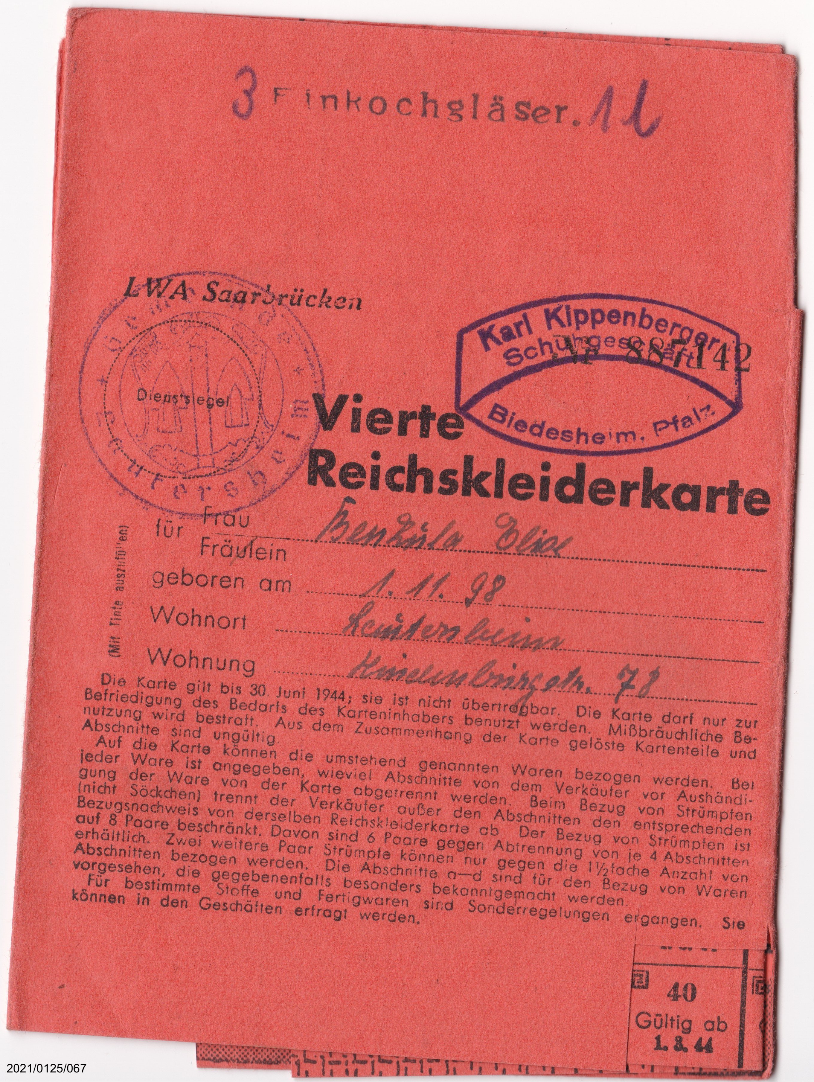Vierte Reichskleiderkarte Juni 1944 Elise Benkula: Vorderseite (Museumsgesellschaft Bad Dürkheim e. V. CC BY-NC-SA)