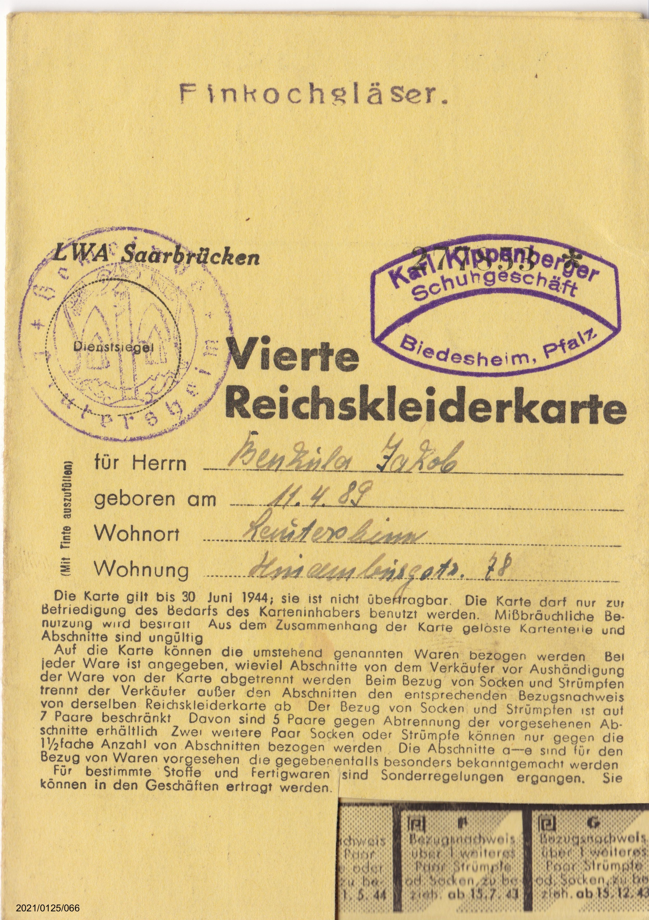 Vierte Reichskleiderkarte Juni 1944 für Jakob Benkula: Vorderseite (Museumsgesellschaft Bad Dürkheim e. V. CC BY-NC-SA)