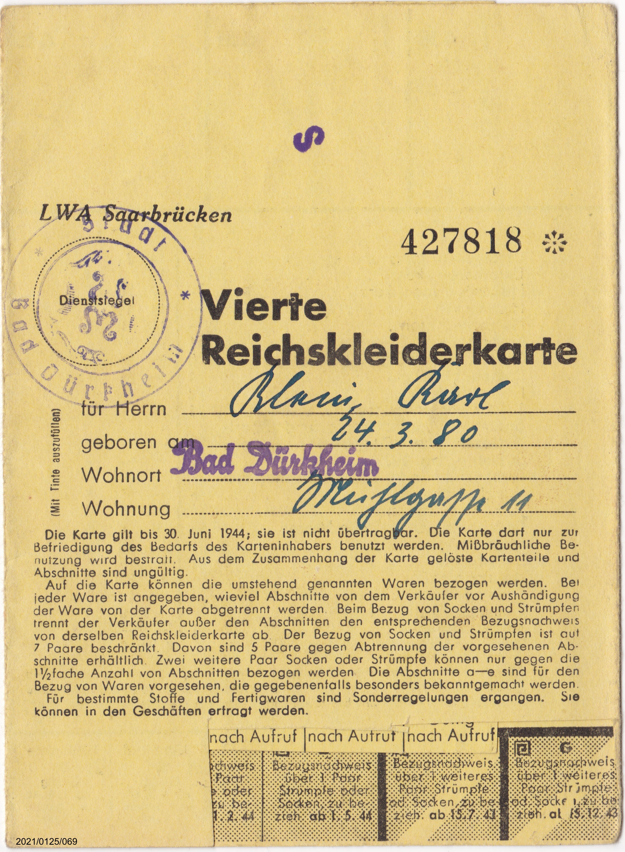 Vierte Reichskleiderkarte Juni 1944 für Karl Klein: Vorderseite (Museumsgesellschaft Bad Dürkheim e. V. CC BY-NC-SA)