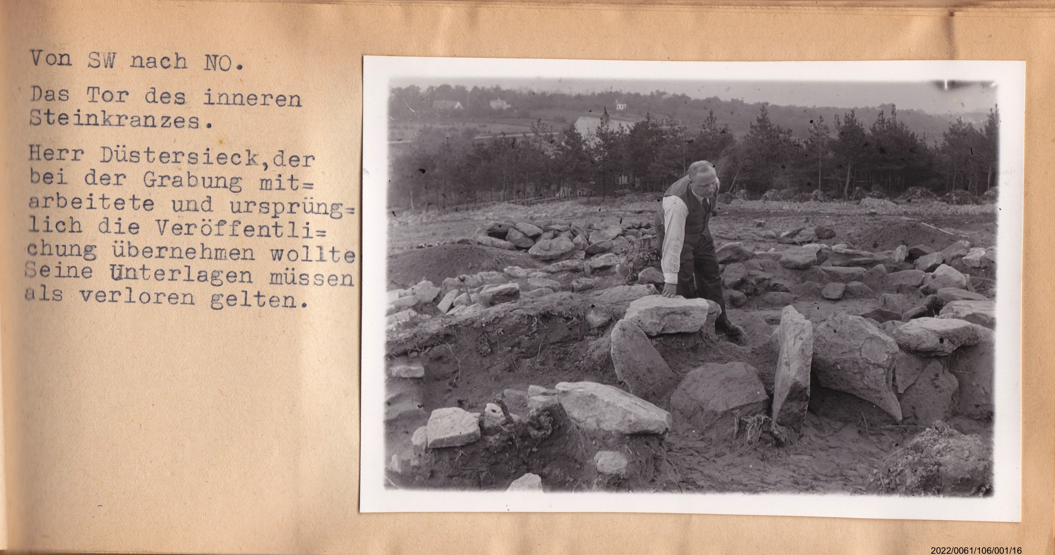 Album der Grabung am Ebersberg von 1935 Seite 16 (Museumsgesellschaft Bad Dürkheim e. V. CC BY-NC-SA)