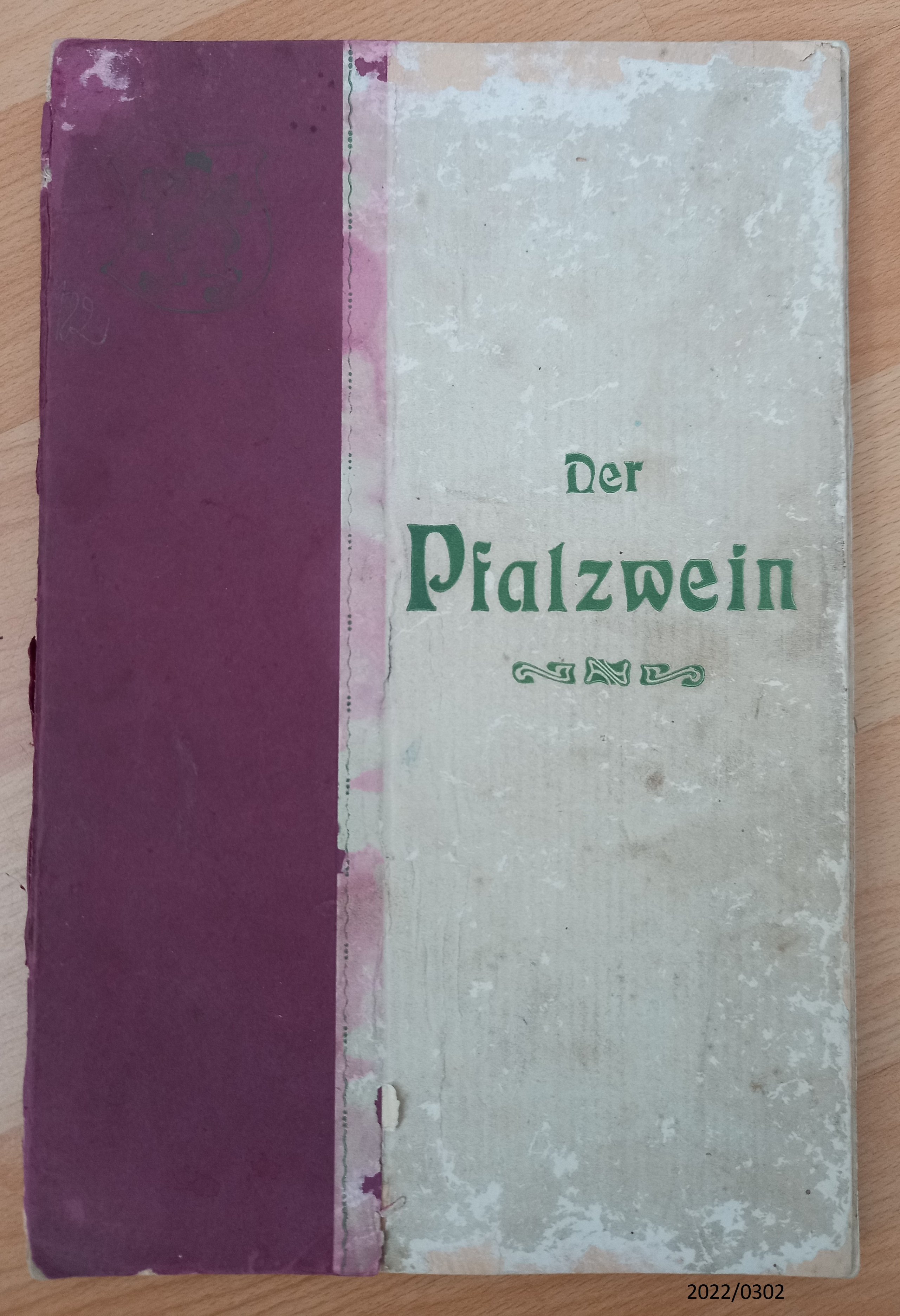 Buch "Der Pfalzwein" (Stadtmuseum Bad Dürkheim im Kulturzentrum Haus Catoir CC BY-NC-SA)