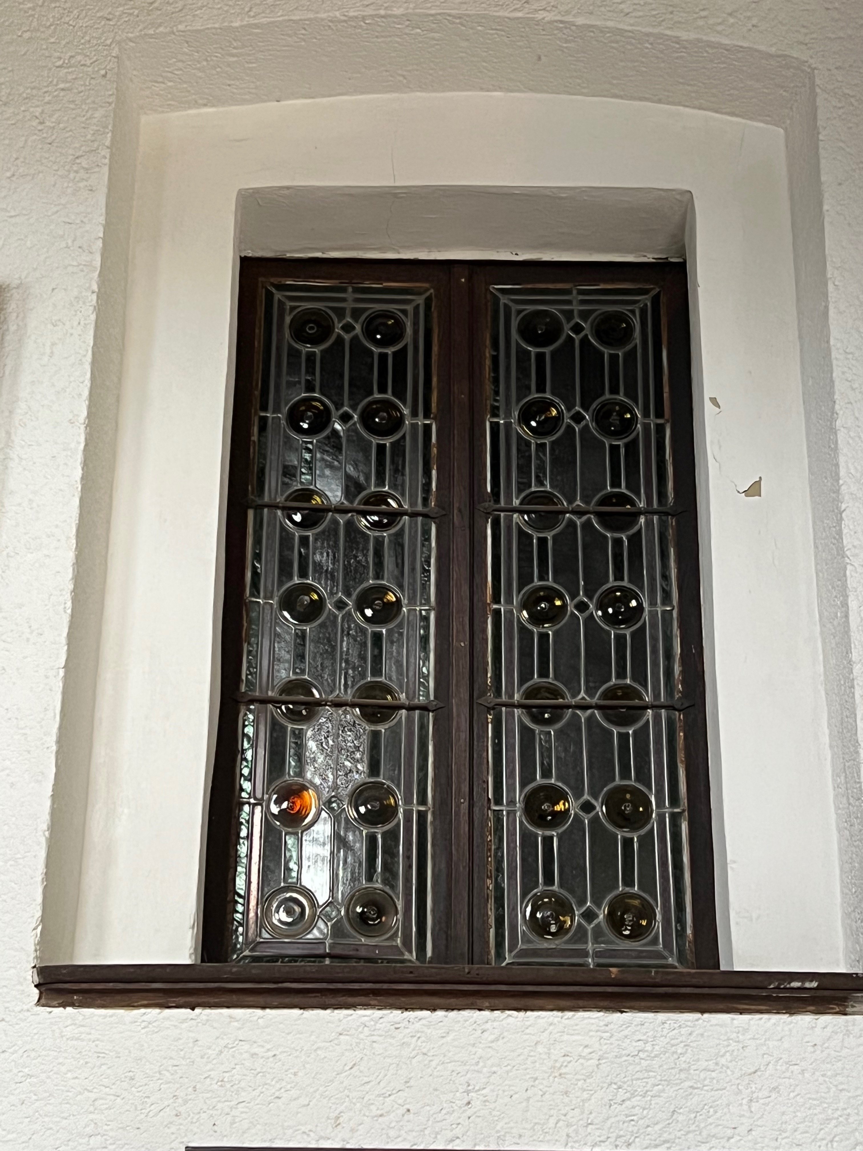 Zweigliedriges Bleiglasfenster (Reichsburg Cochem CC BY-NC-SA)