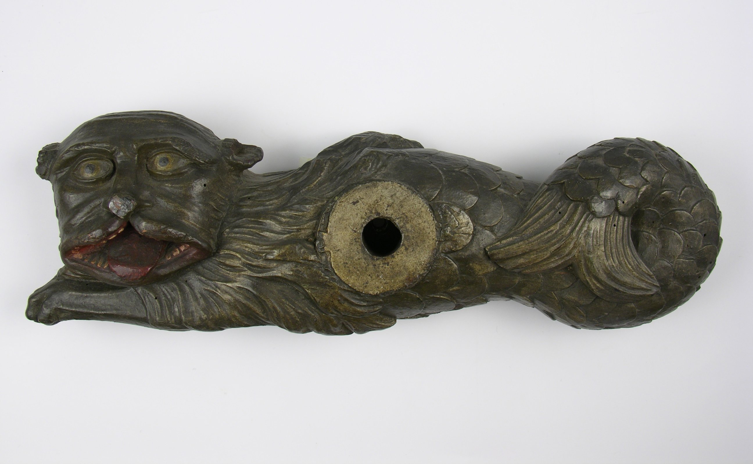 Fassriegel mit einem Fabelwesen aus Löwe und Fisch (Historisches Museum der Pfalz - Speyer CC BY)