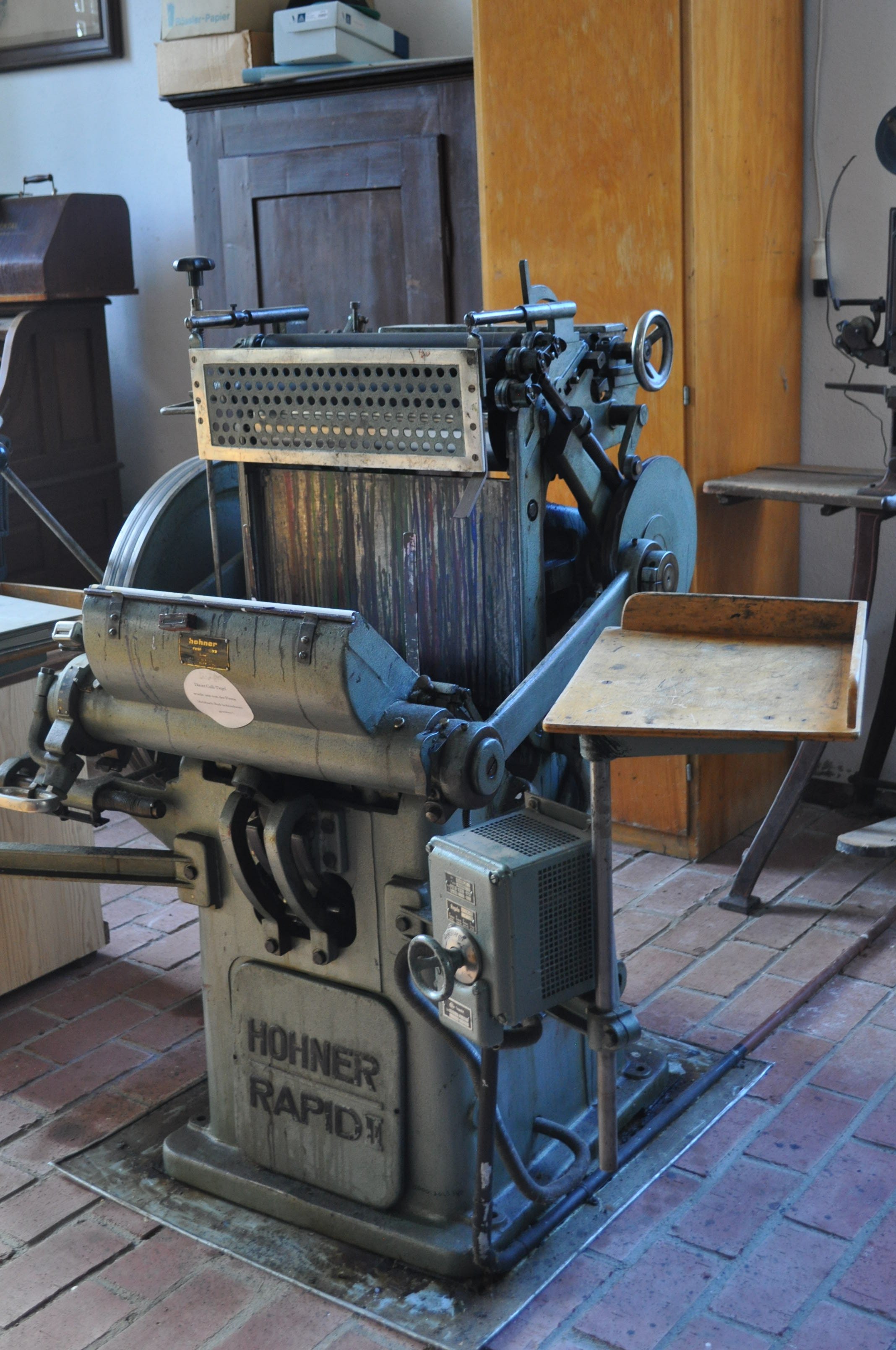 Gally-Tiegel-Druckmaschine (Rheinland-Pfälzisches Freilichtmuseum CC BY-NC-SA)