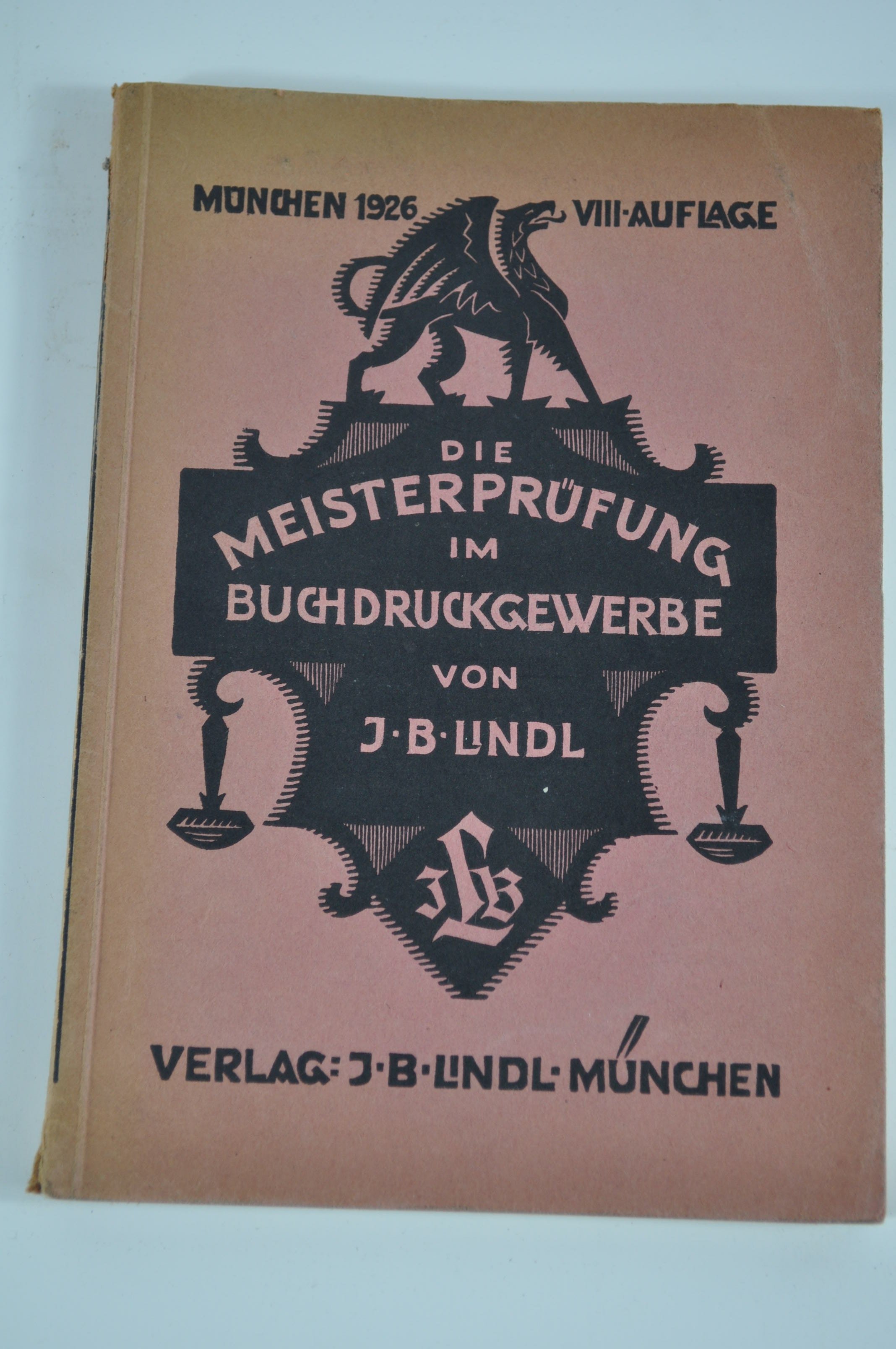Buch Die Meisterprüfung (Rheinland-Pfälzisches Freilichtmuseum CC BY-NC-SA)
