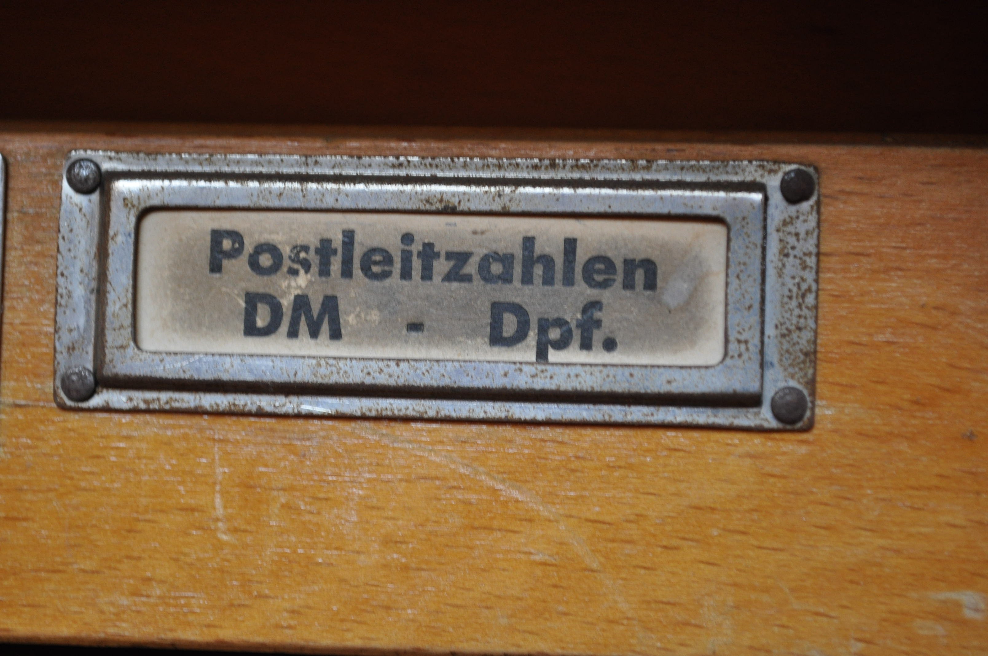 Steckschriftkasten mit Sonderzeichen (Rheinland-Pfälzisches Freilichtmuseum CC BY-NC-SA)