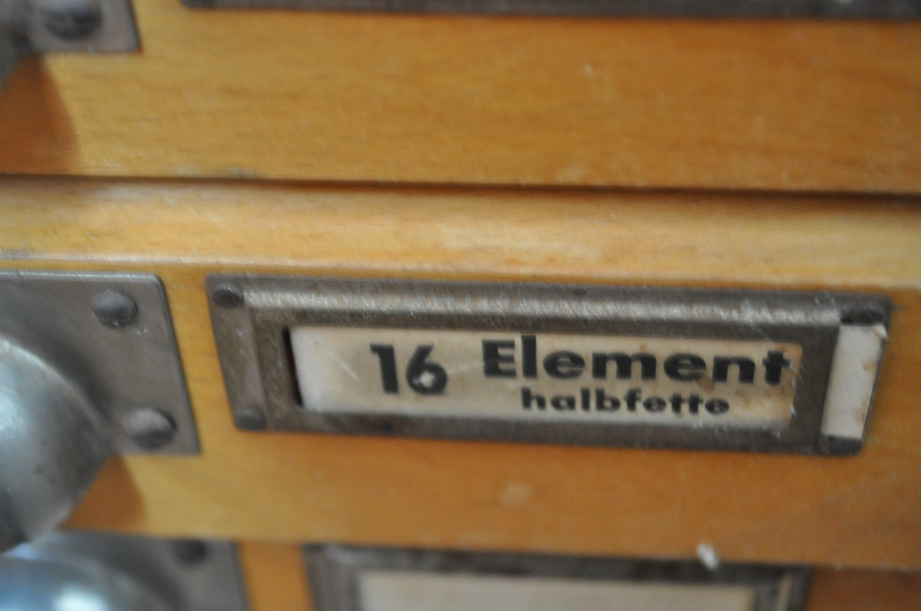 Steckschriftkasten mit Kunststofflettern (Rheinland-Pfälzisches Freilichtmuseum CC BY-NC-SA)