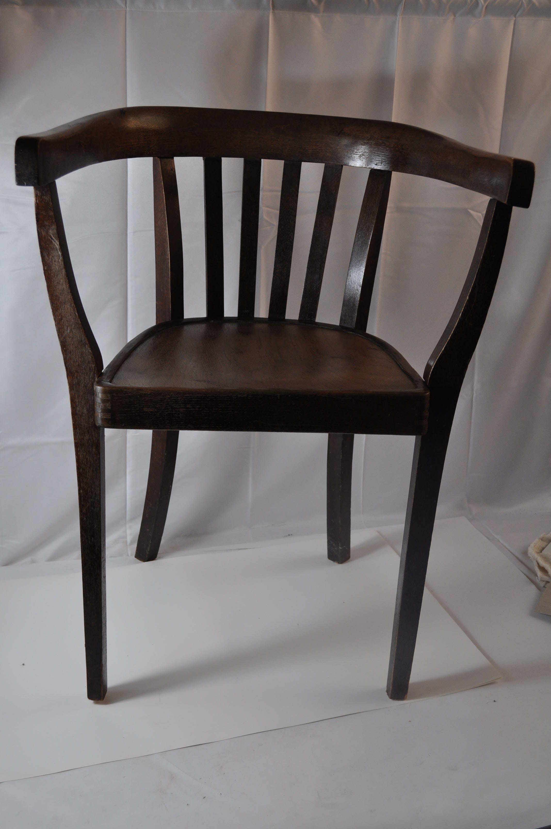 Stuhl mit Armlehnen (Rheinland-Pfälzisches Freilichtmuseum CC BY-NC-SA)