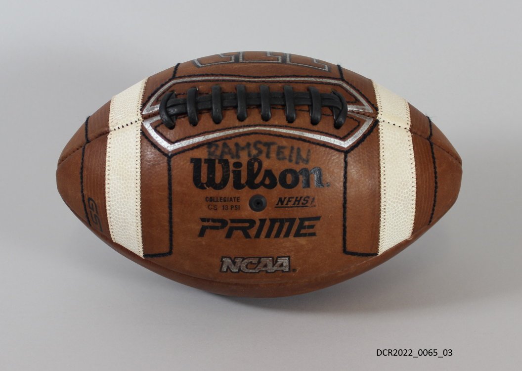 Football, Wilson Prime Youth ("dc-r" docu center ramstein RR-P)