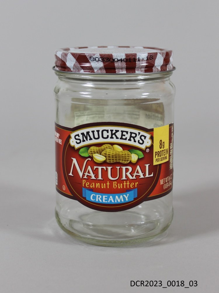 Glas, Schraubglas, Smucker's Natural Peanut Butter ("dc-r" docu center ramstein RR-P)