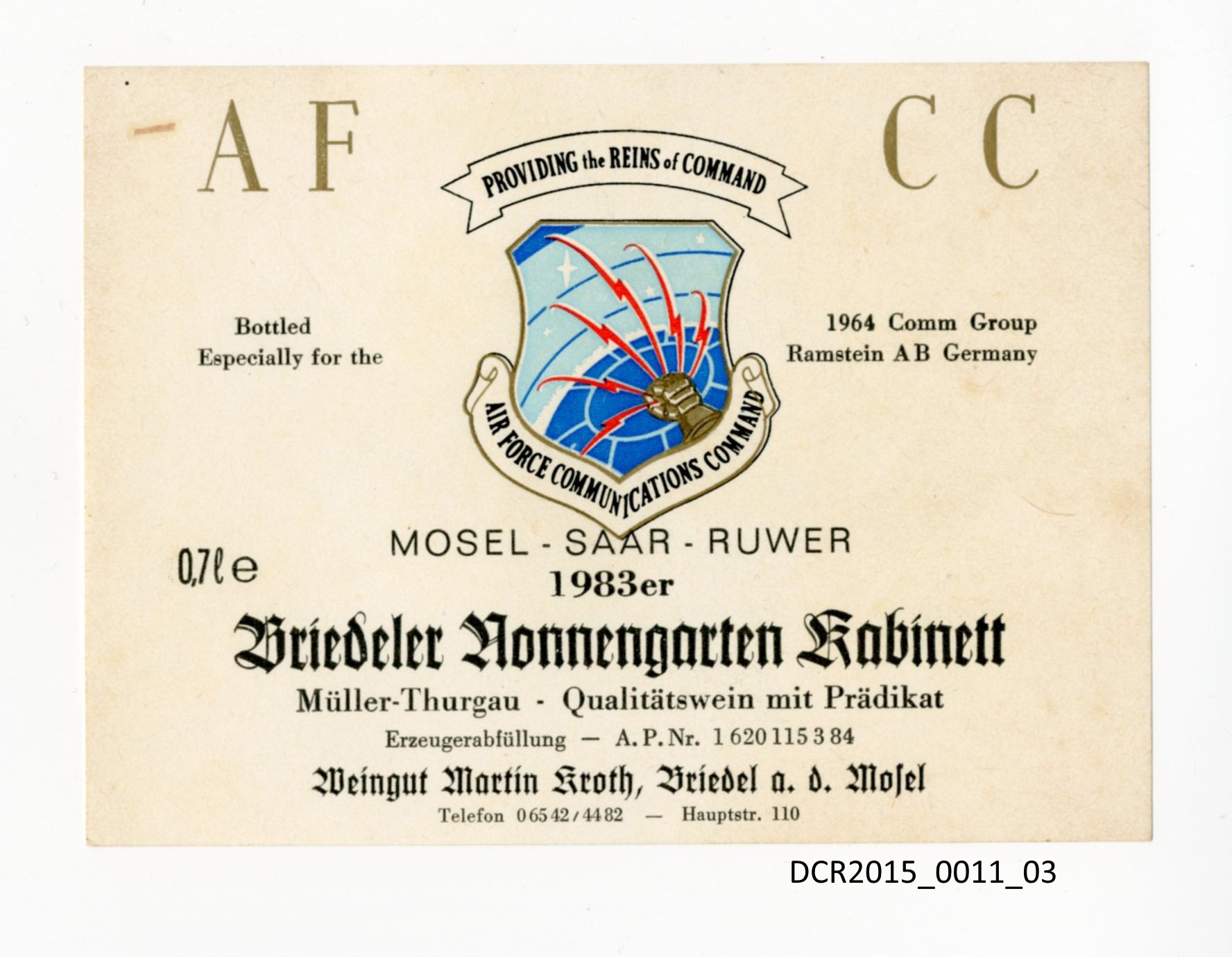 Personalisiertes Weinflaschenetikett für Air Force Communications Command ("dc-r" docu center ramstein RR-F)