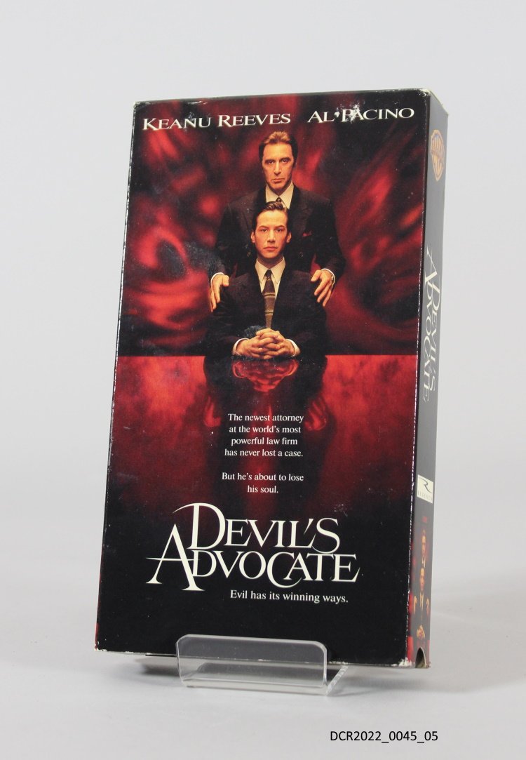 Videokasette, Devils's Advocate ("dc-r" docu center ramstein CC BY-NC-SA)